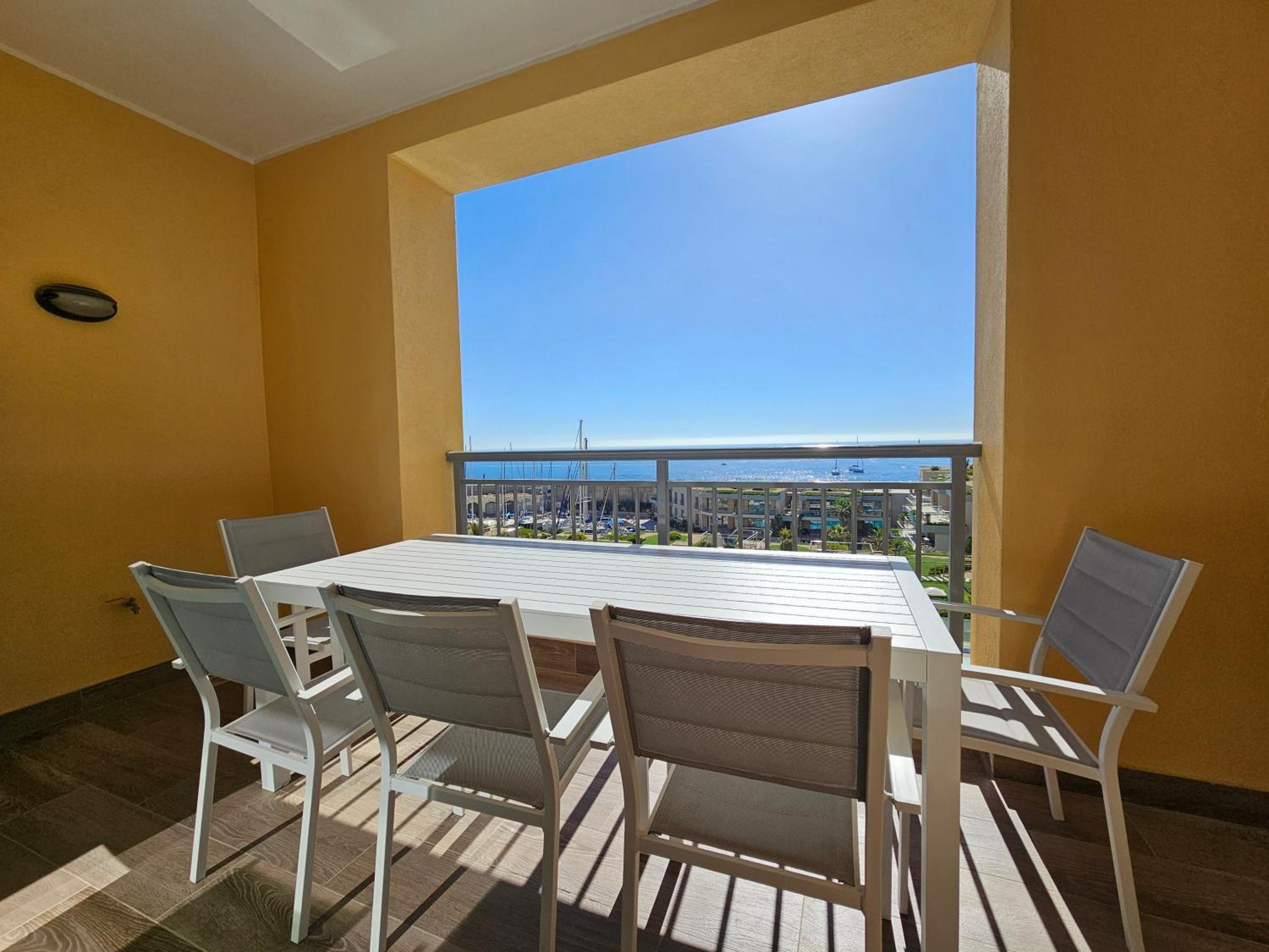 Stunning Seafront Portomaso Apartment view 5
