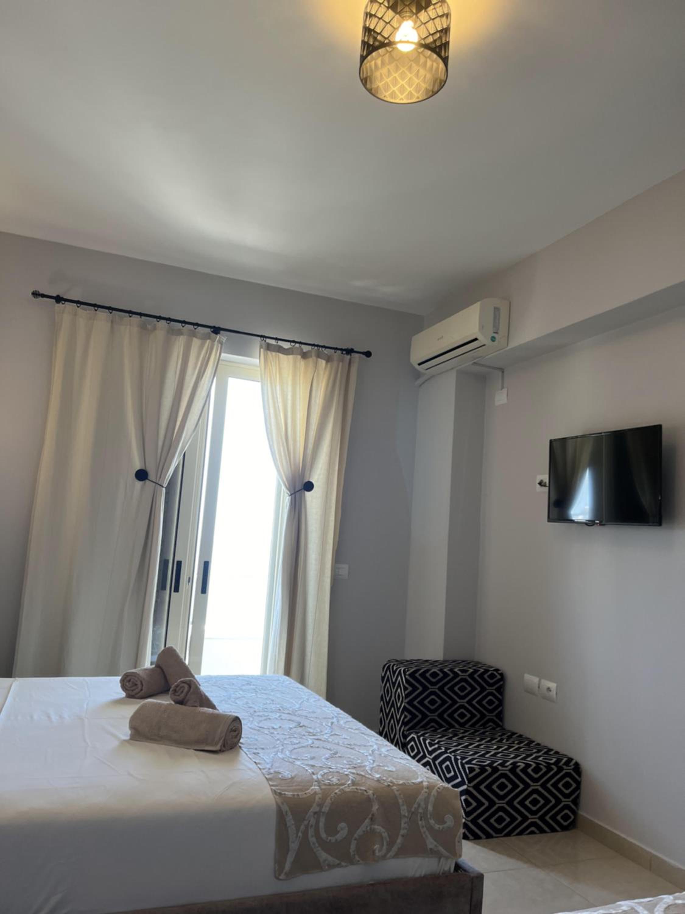 Bluemoon Suites Sarande