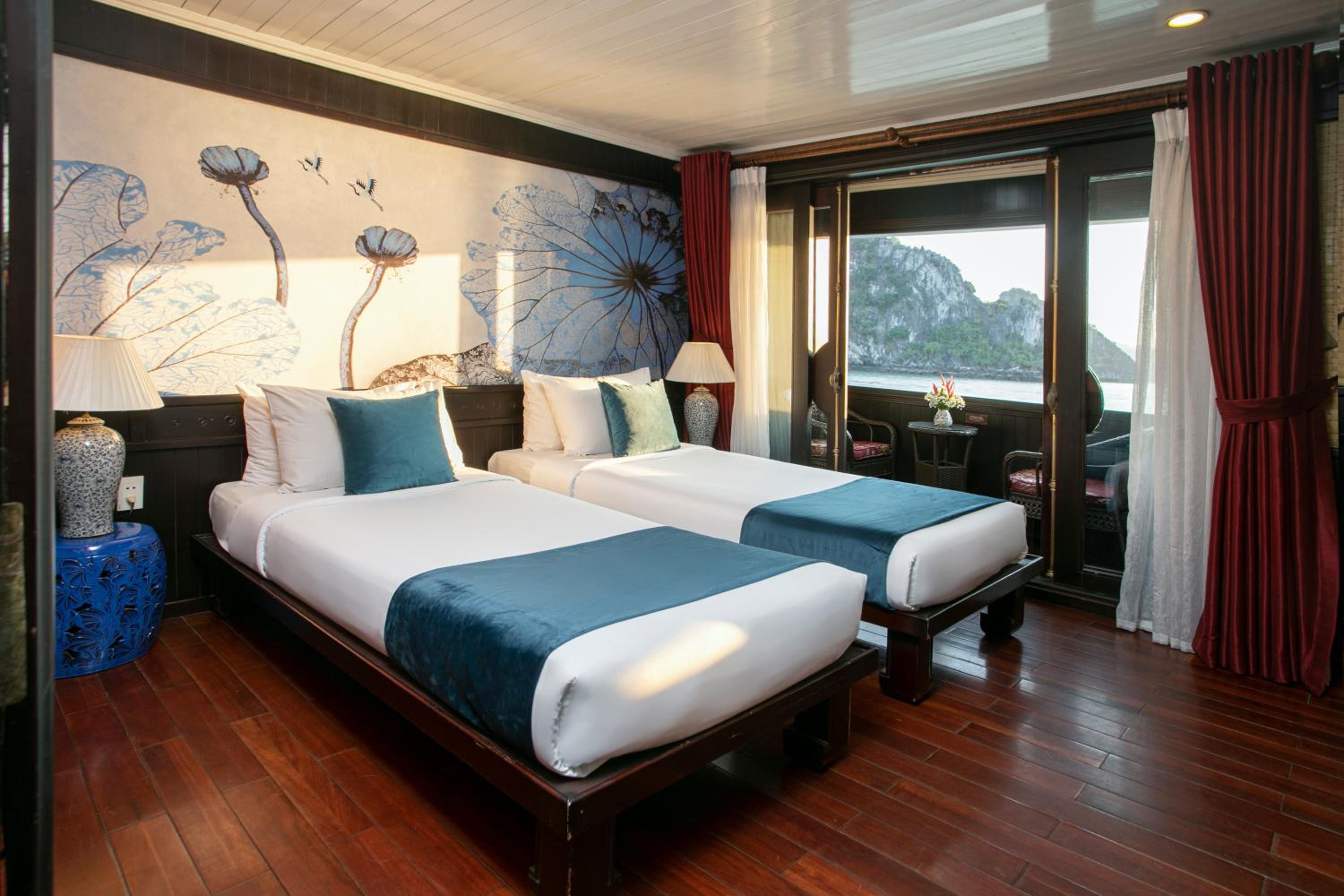 Bhaya Legend Cruises view 3
