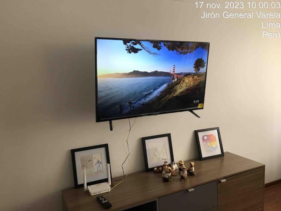 Exclusivo y acogedor departamento cerca al mall view 4