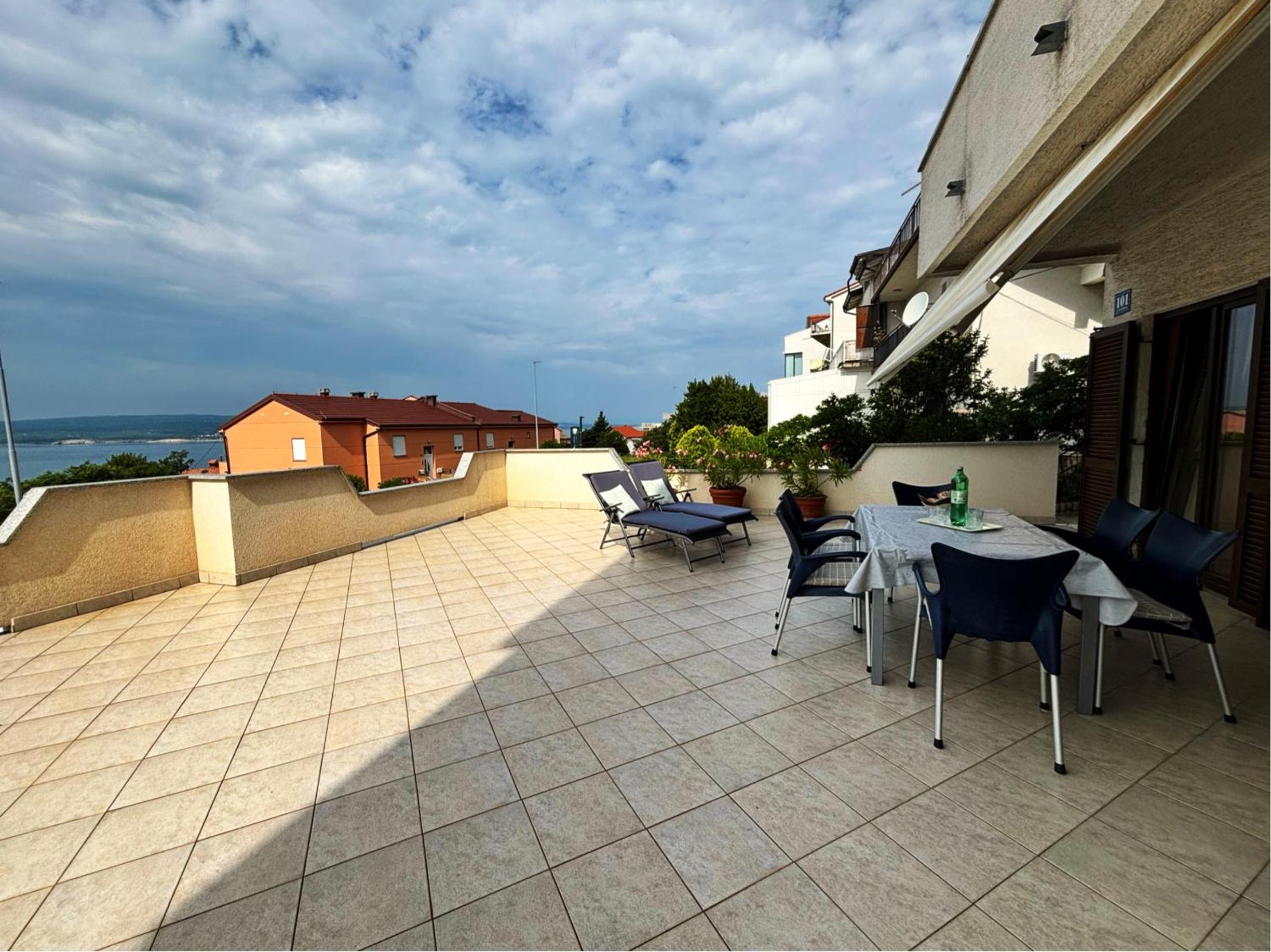 Apartment Fran view 4