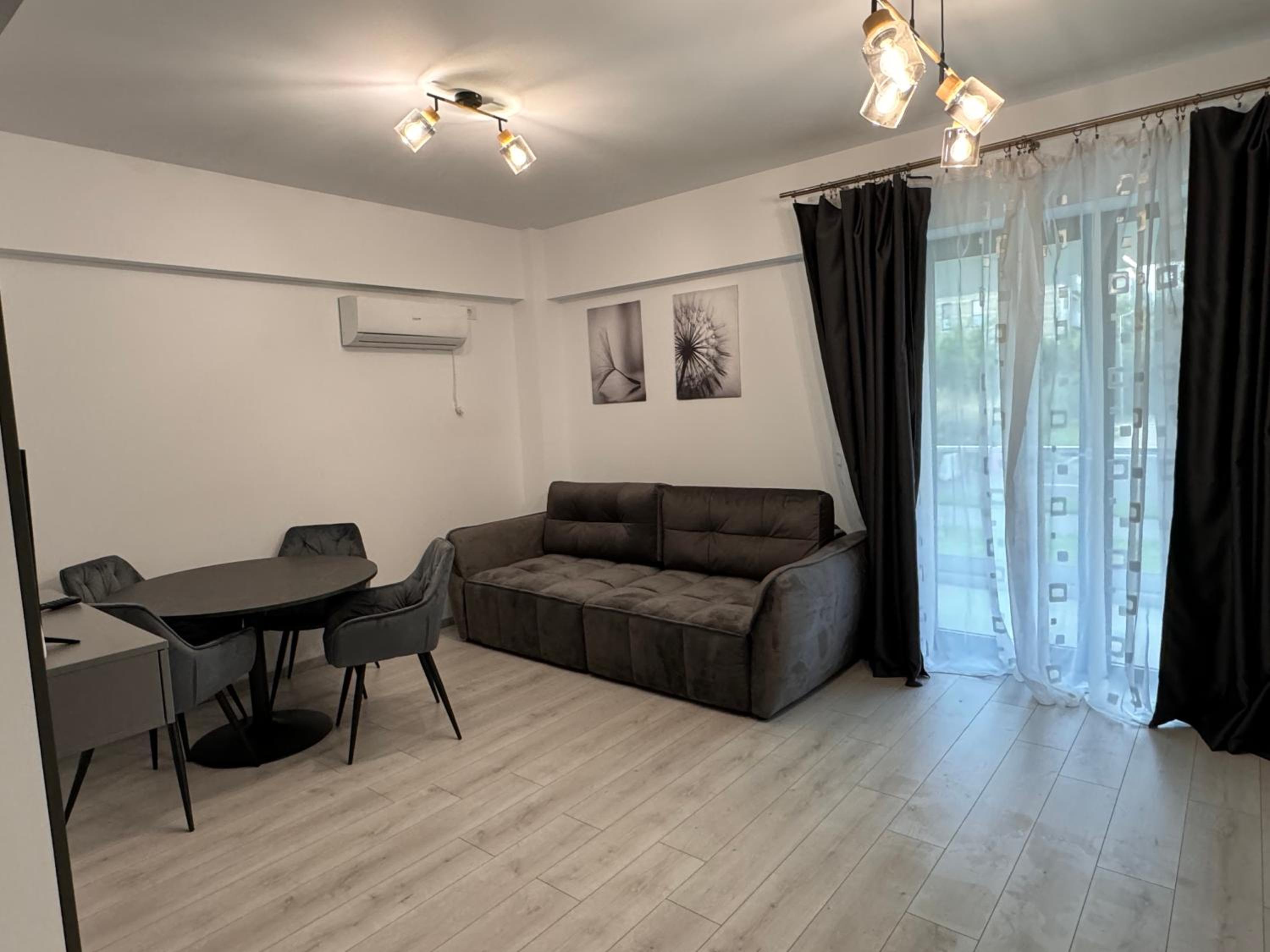 Iulius Mall apartament view 5