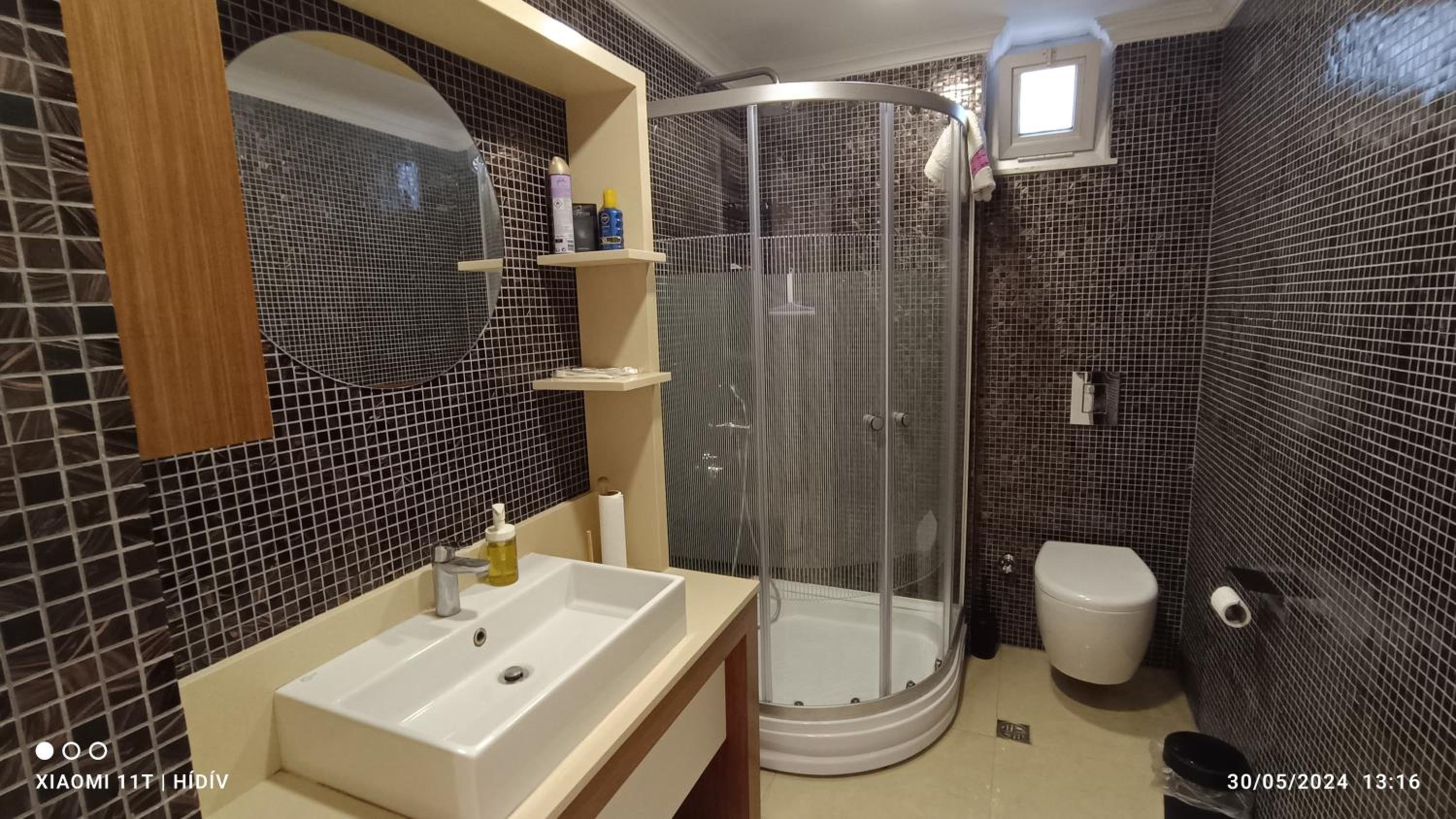 Lara'da Modern bir Vaha