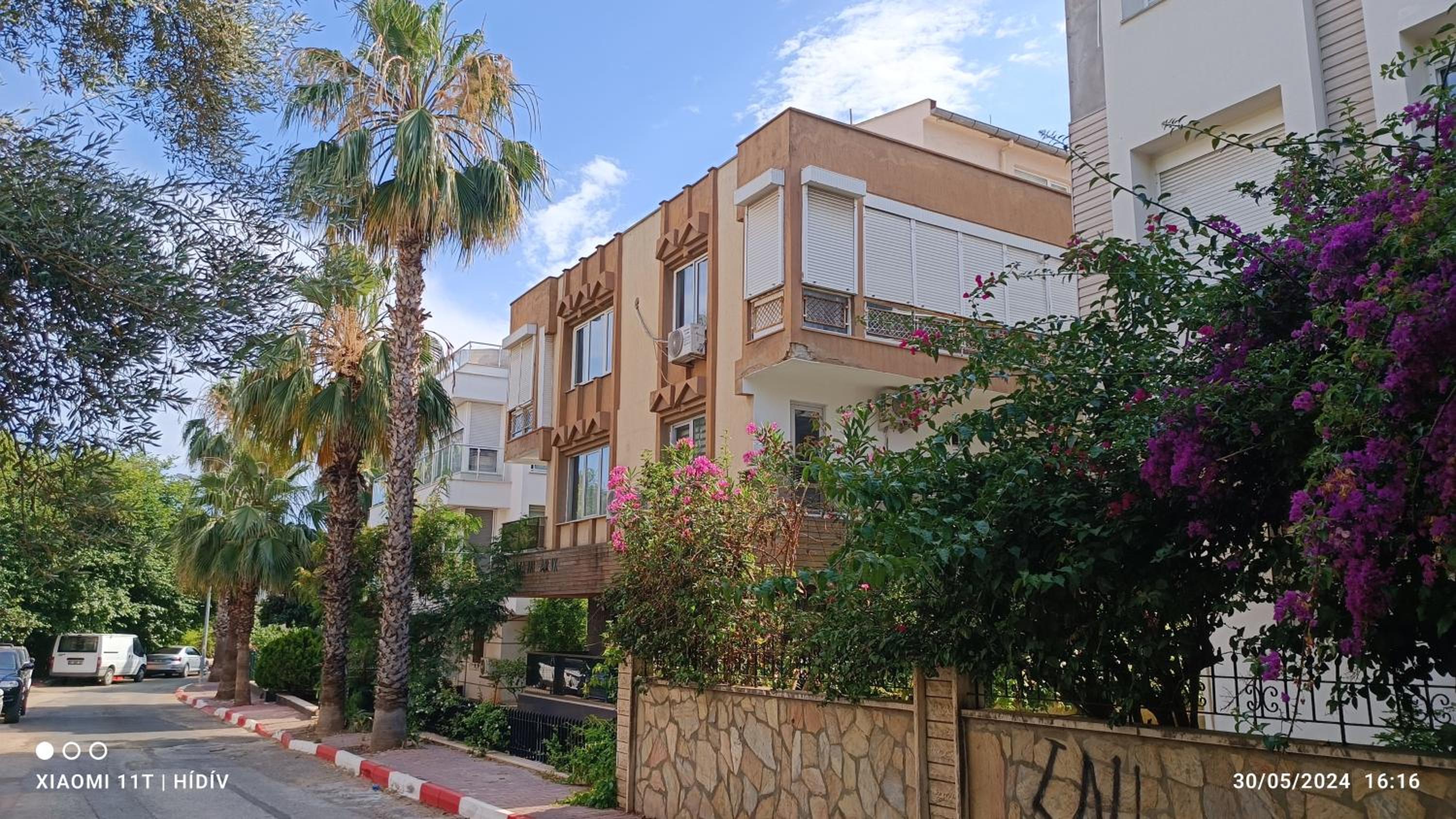 Lara'da Modern bir Vaha