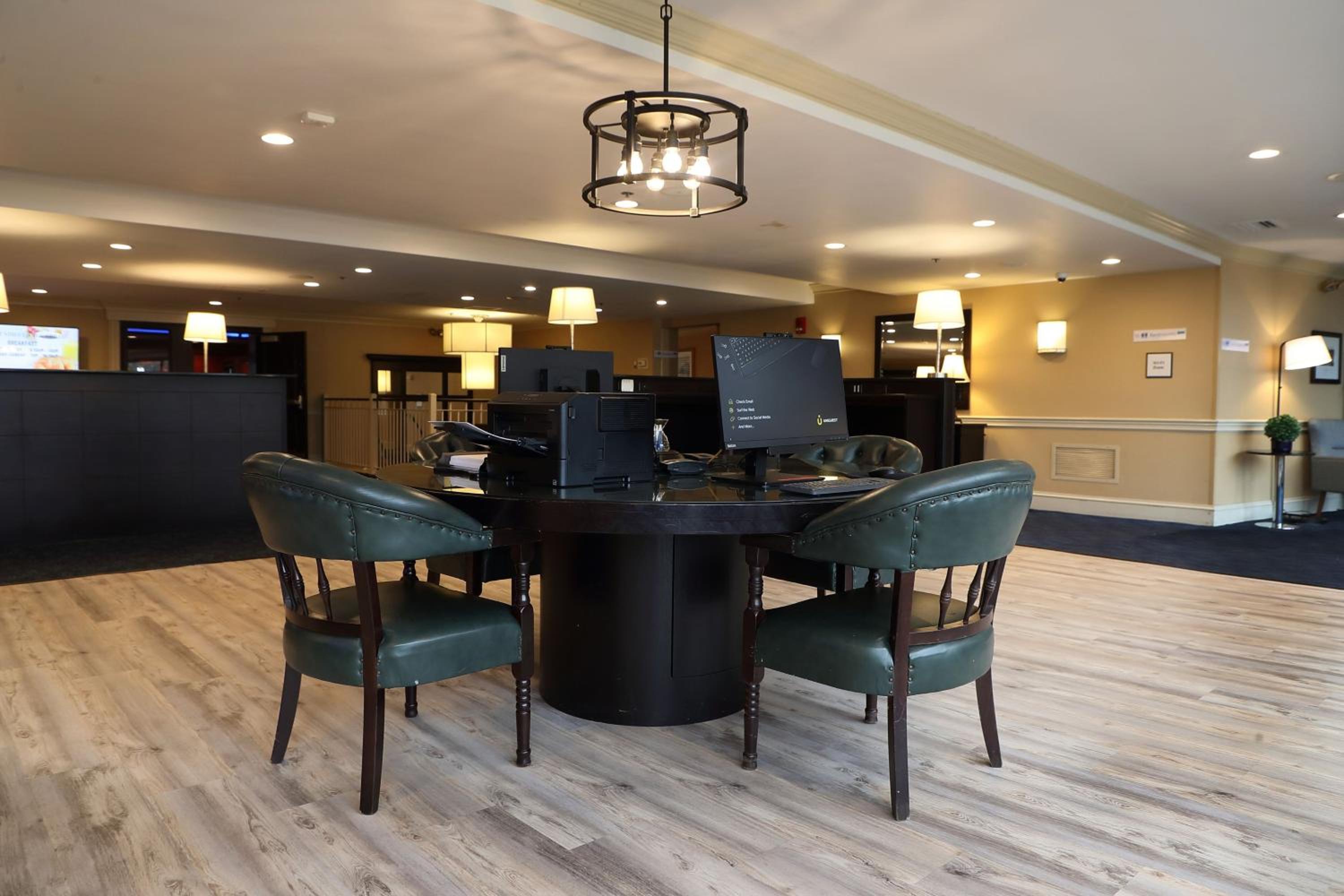 Four Points by Sheraton Wakefield Boston Hotel Conference Center - Property Image 20