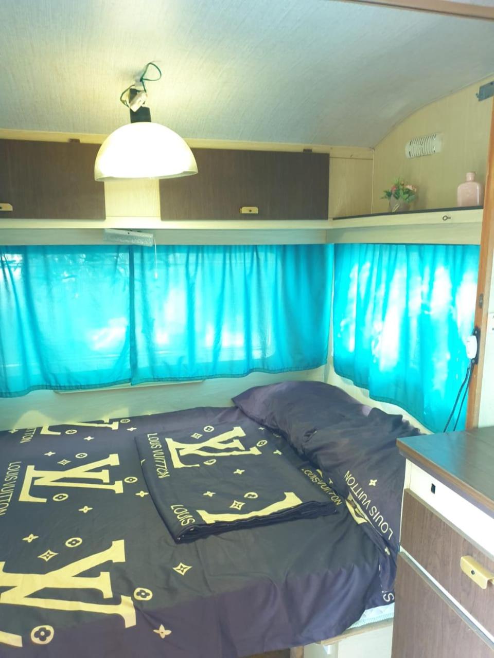Aquariumi Jale Camping
