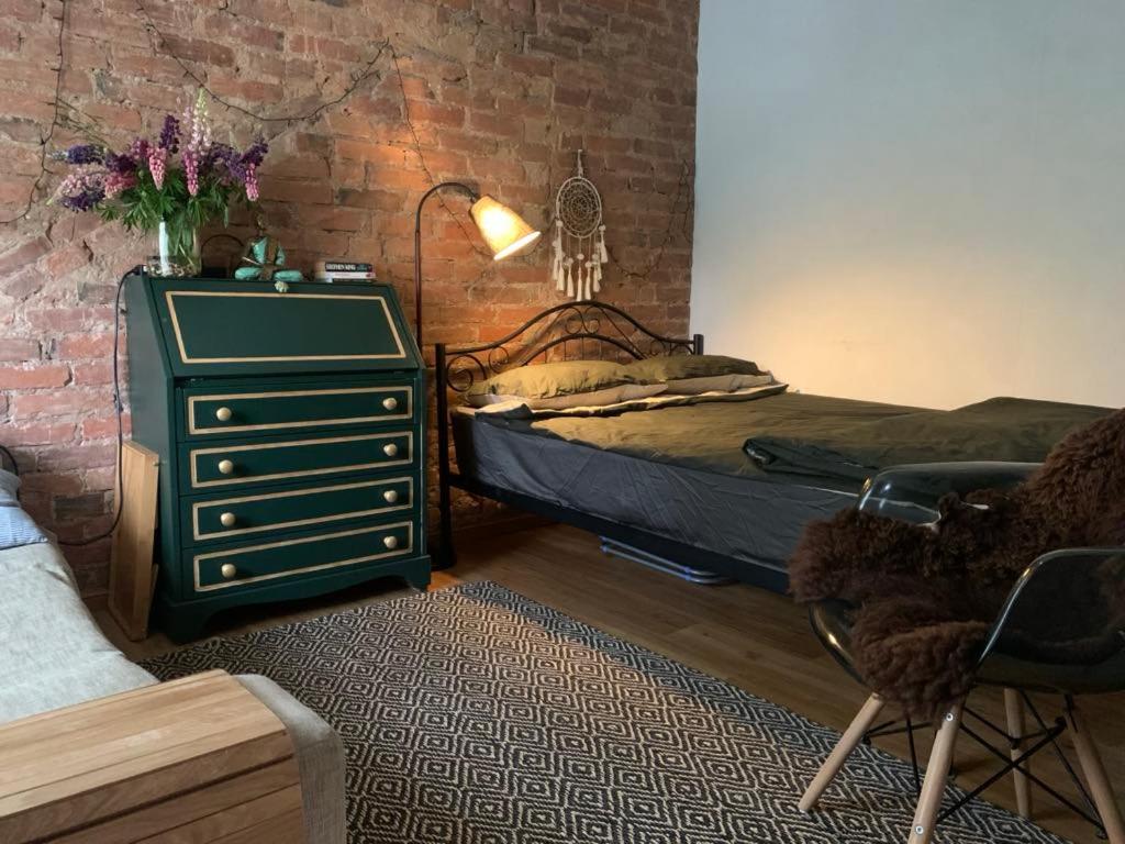 Hygge Home - Boho Vibes with Free Parking view 2