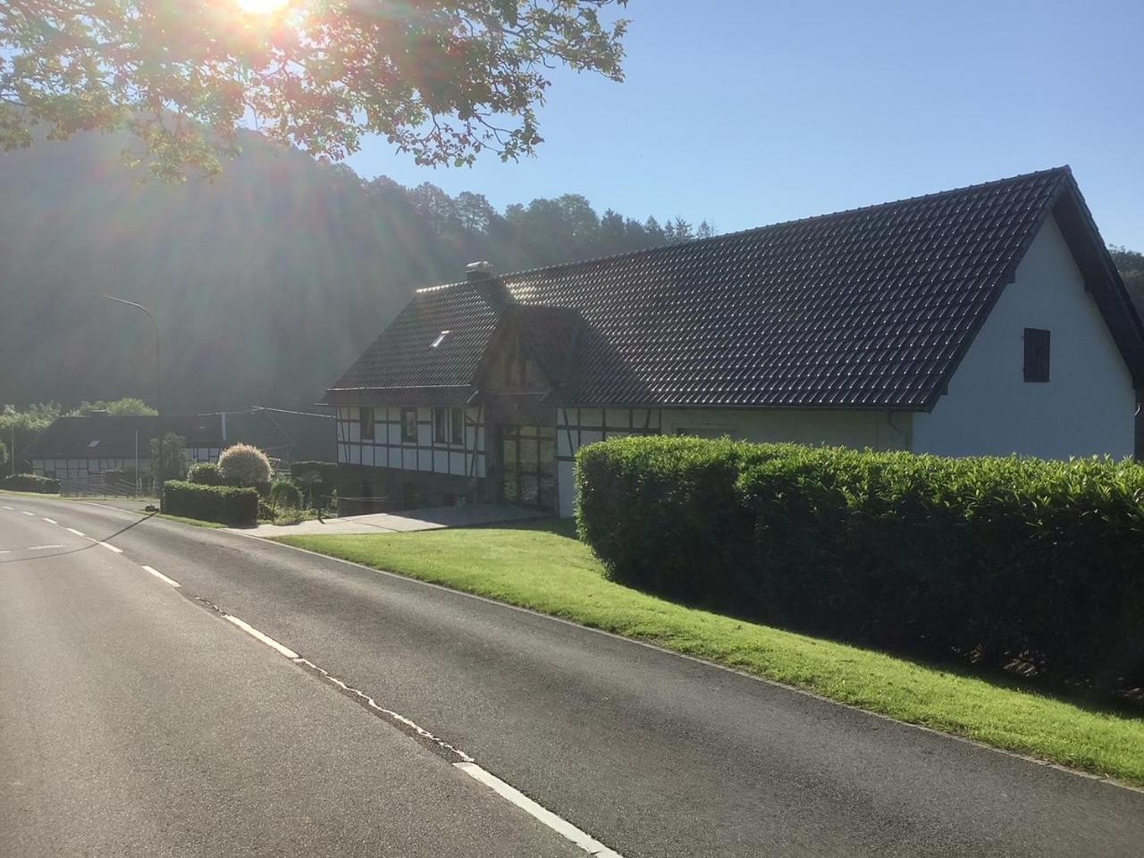 Berg Blick Eifler Bauernhaus modern restauriert