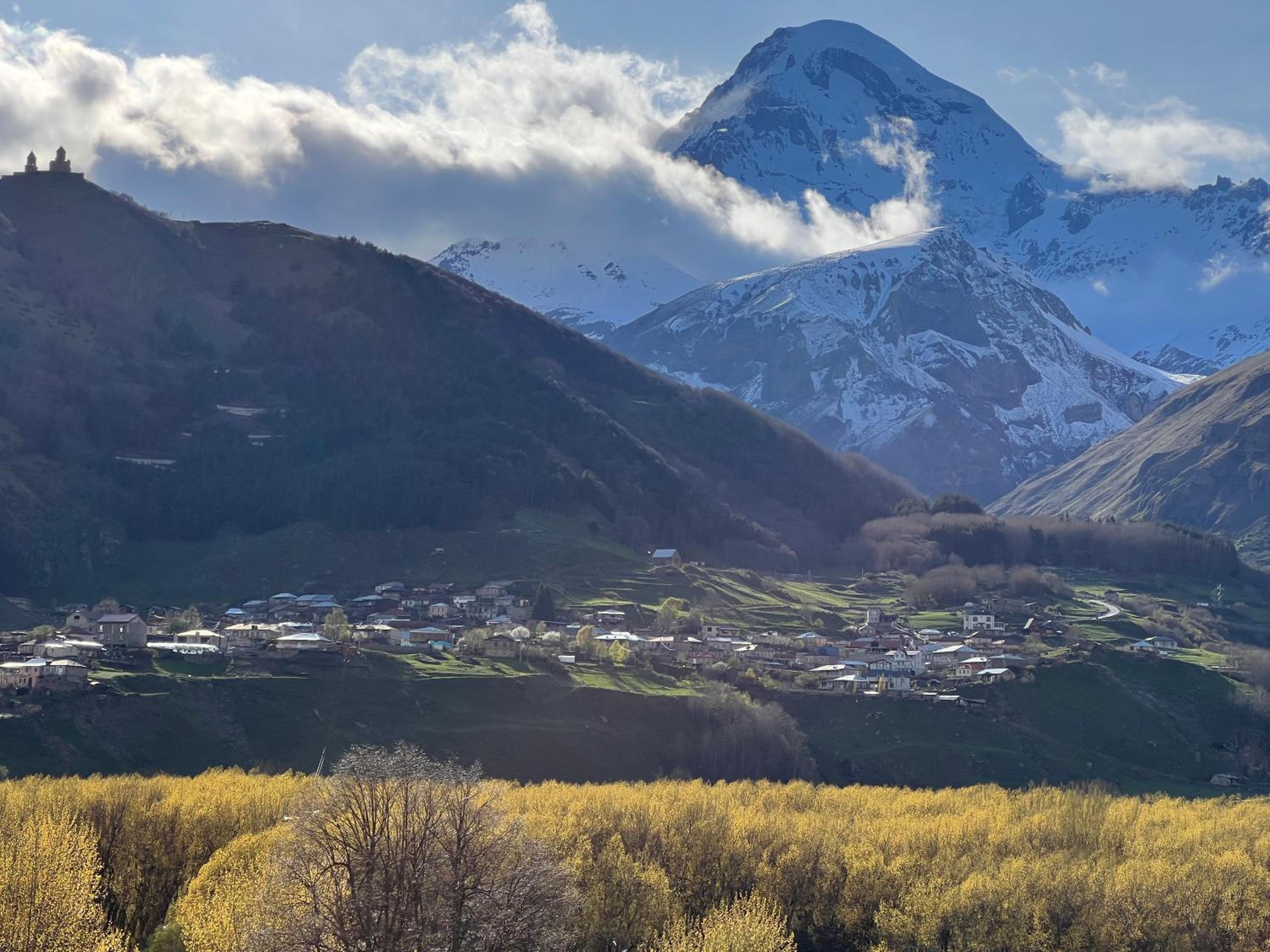 Old District View Hotel kazbegi