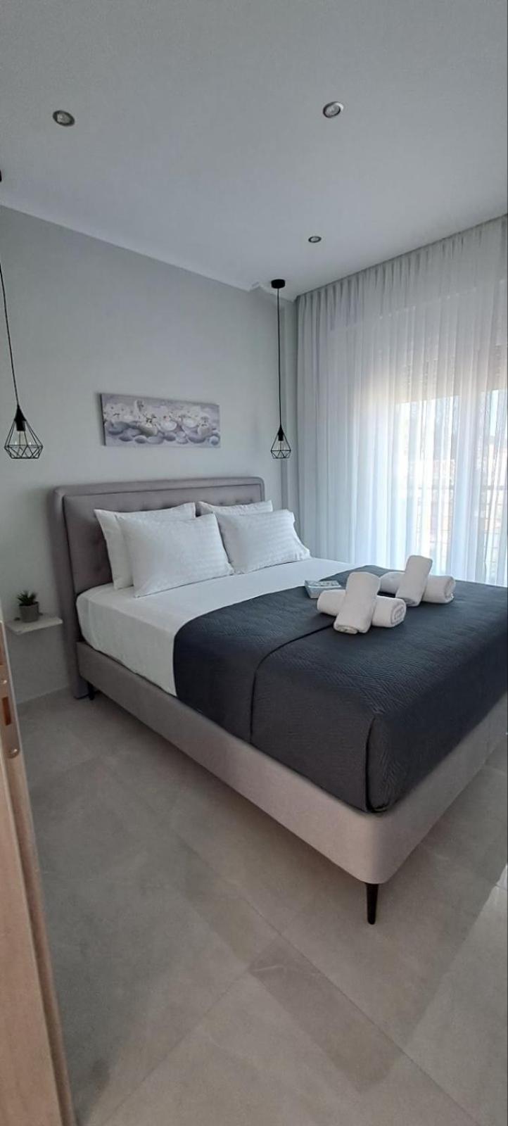 Ammoshine Apartment
