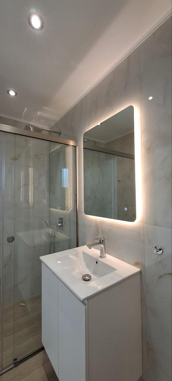 Ammoshine Apartment