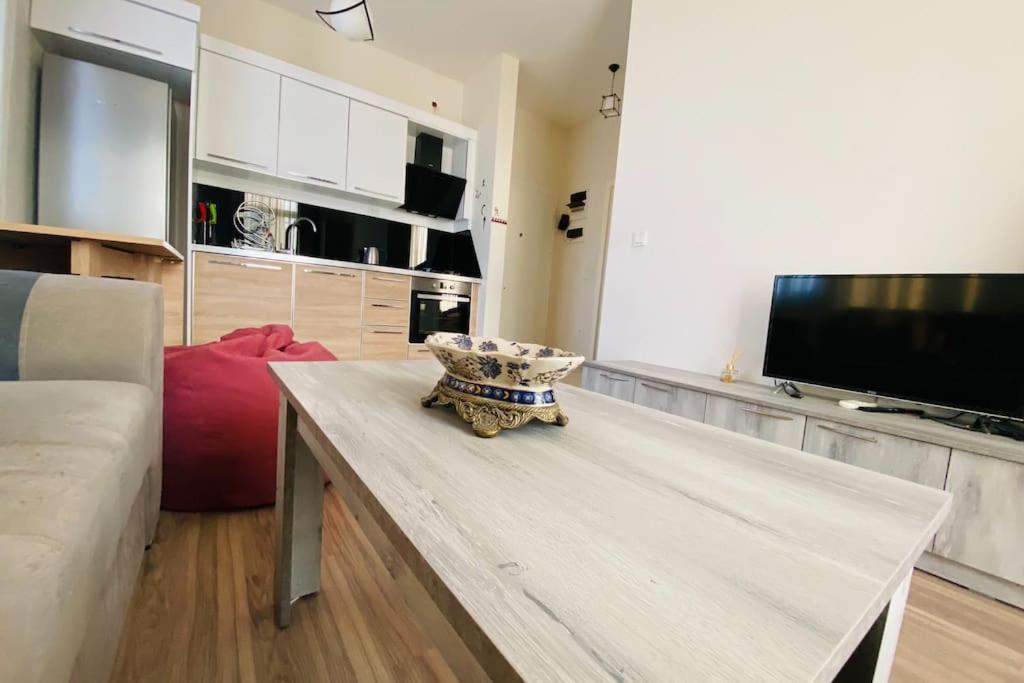 One Bedroom Apartment