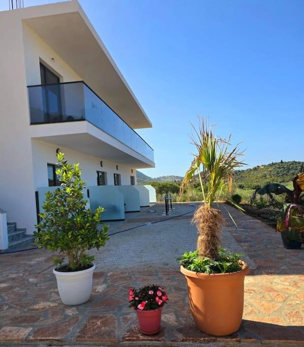 Ambelas Getaways