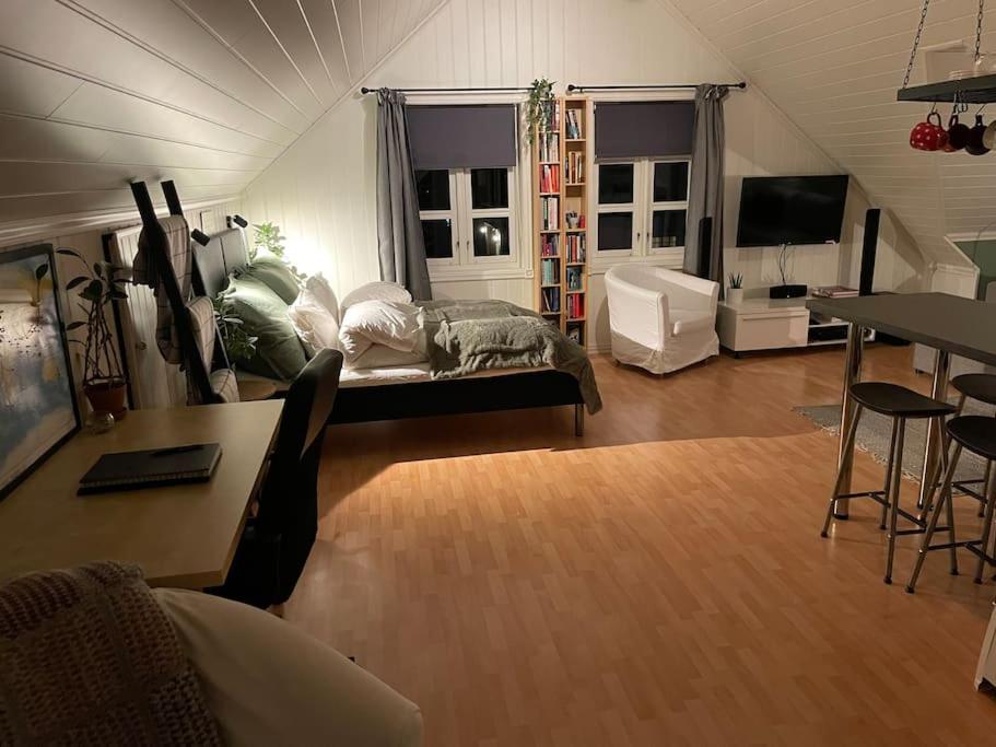 Photo 7