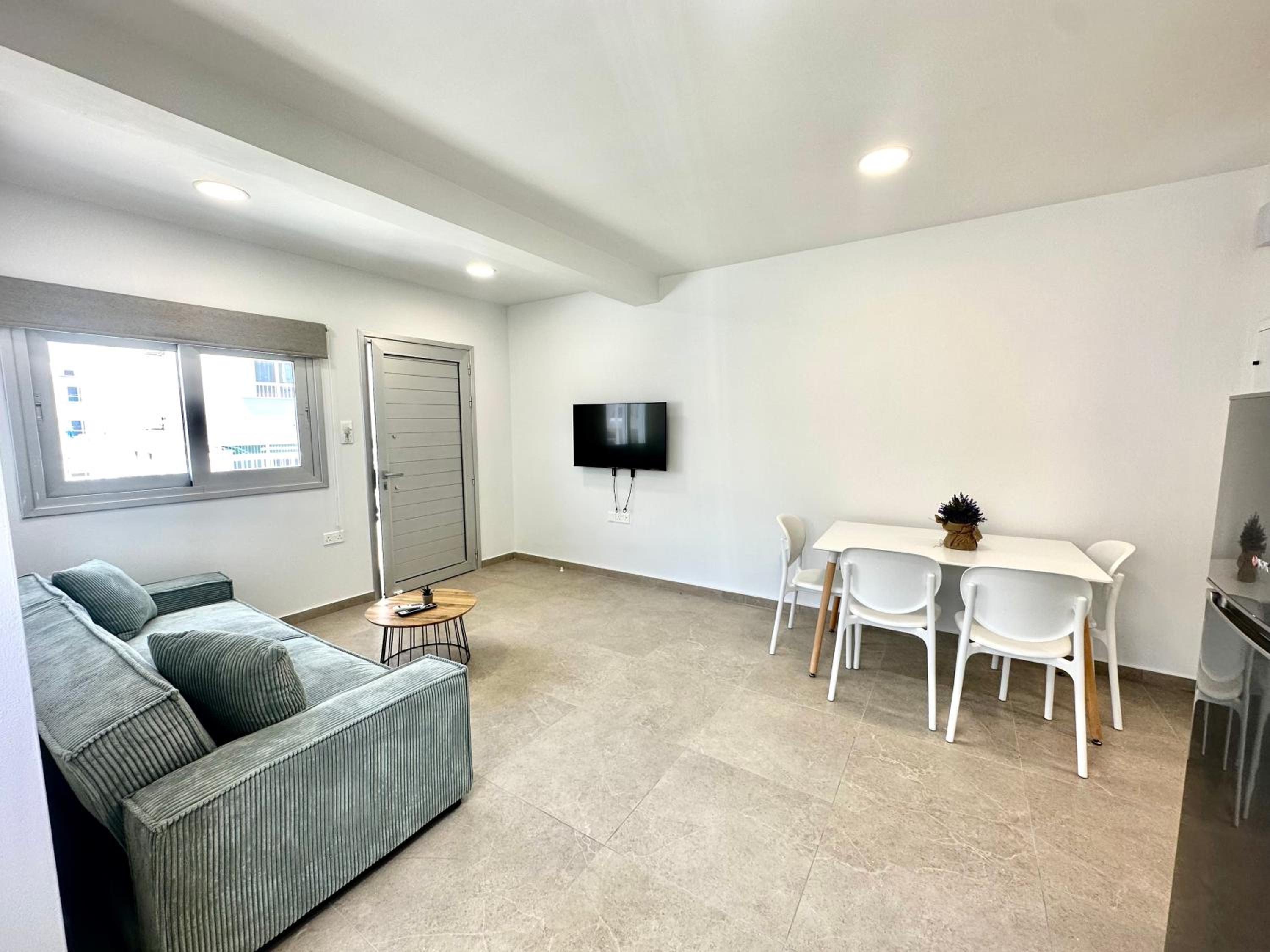 Serene Napa Suites - Heart of Ayia Napa