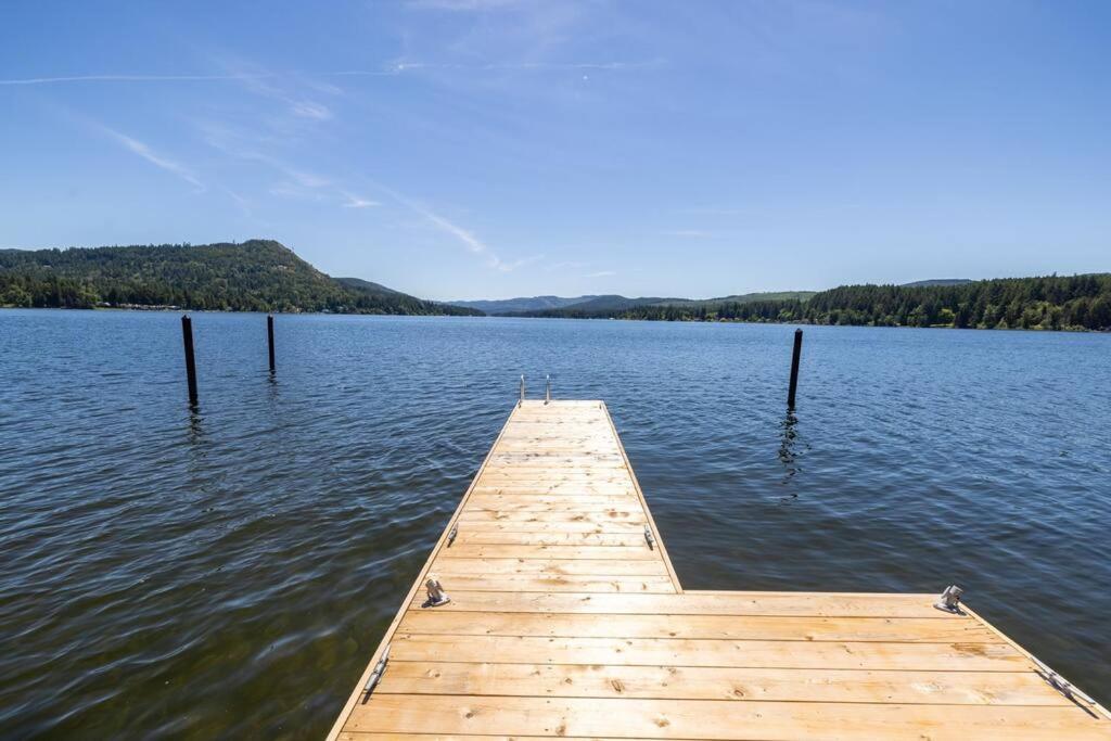Kelly's Lakefront Hideaway