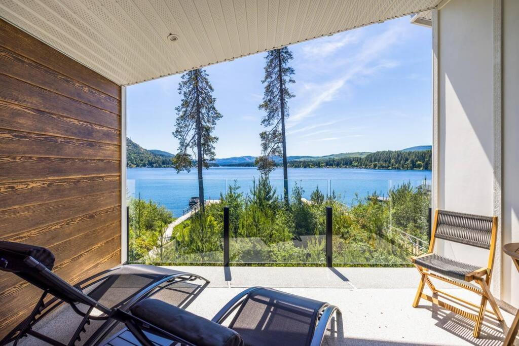 Kelly's Lakefront Hideaway