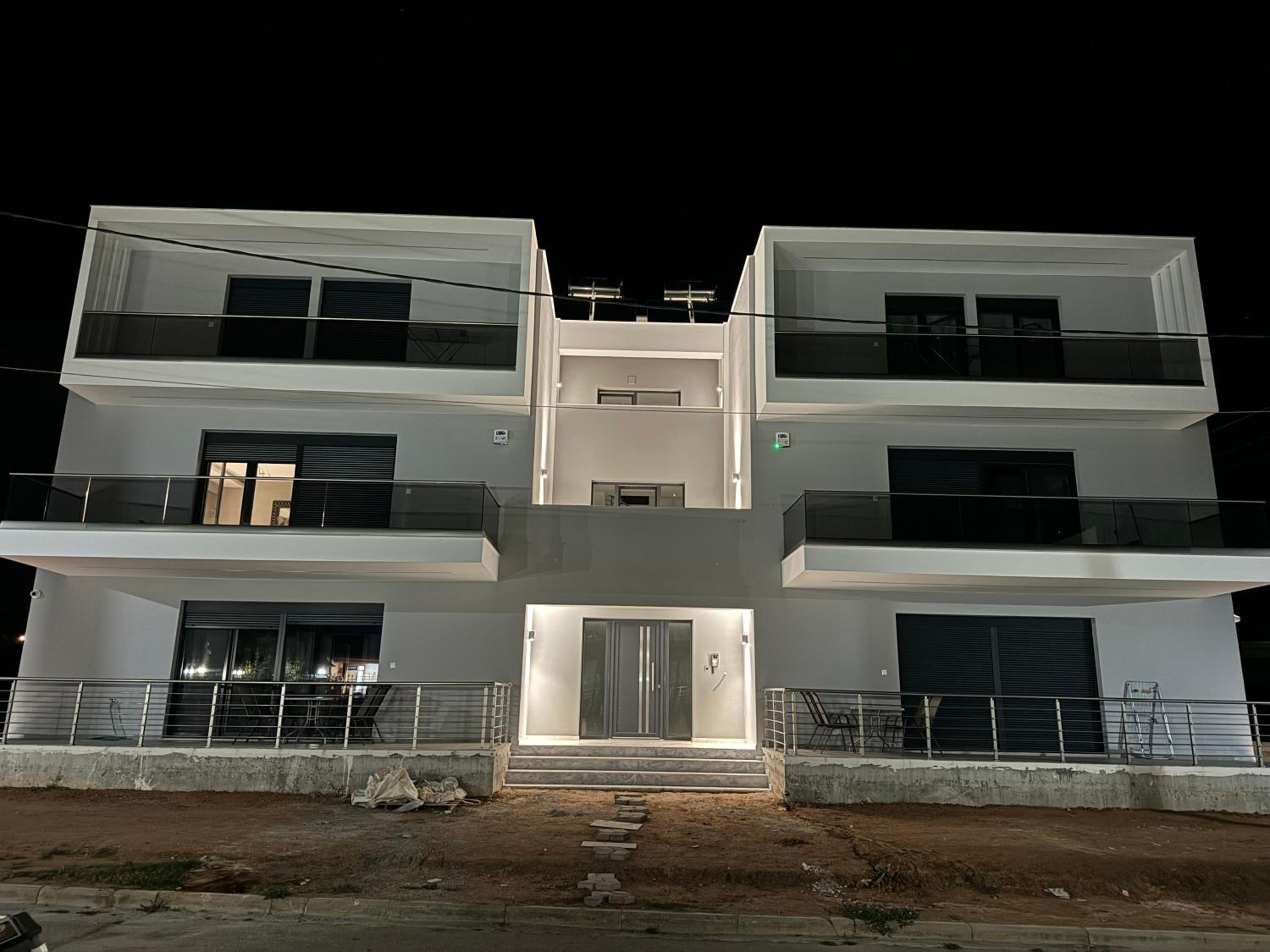 Elinor apartments
