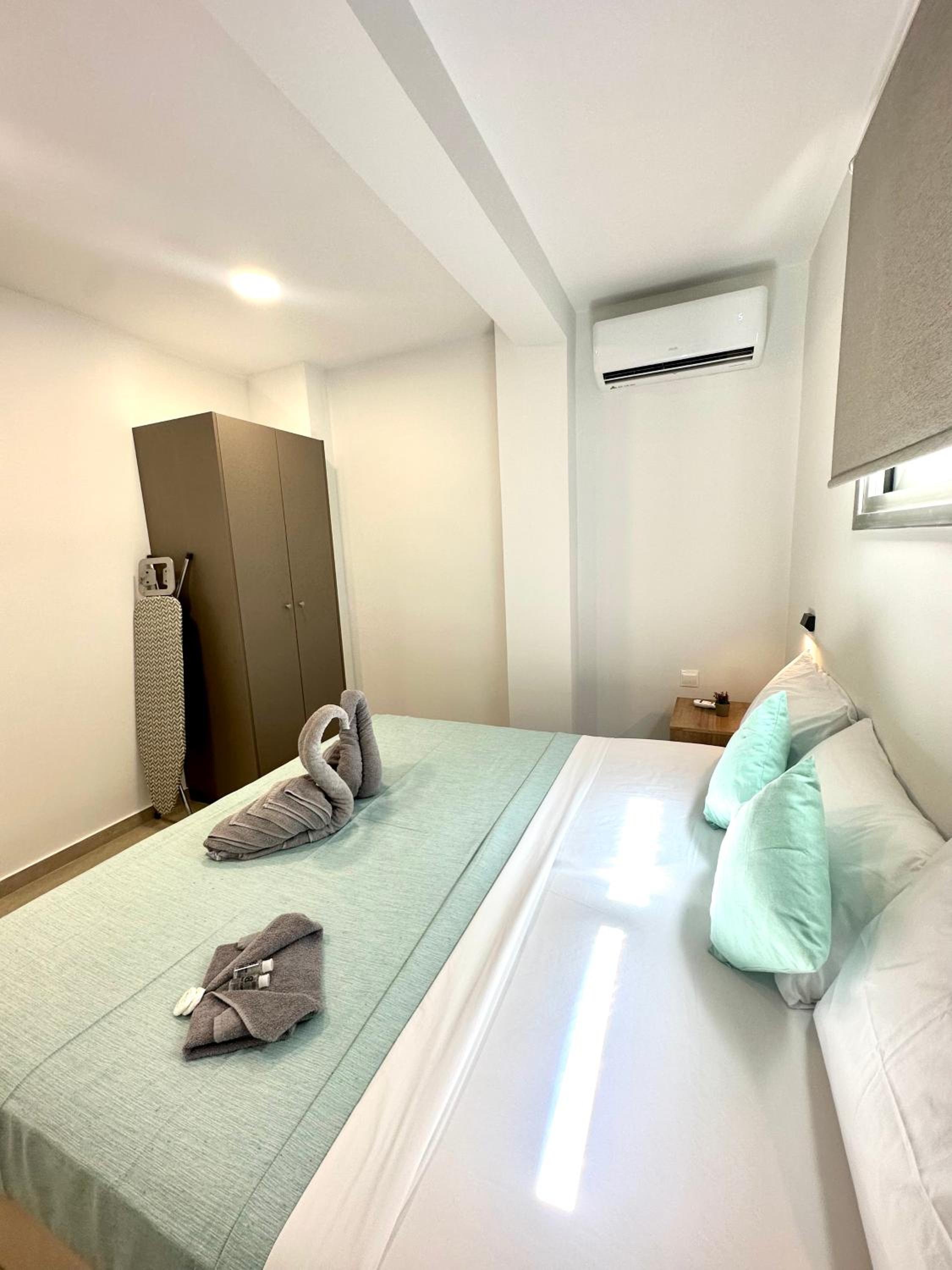 Serene Napa Suites - Heart of Ayia Napa