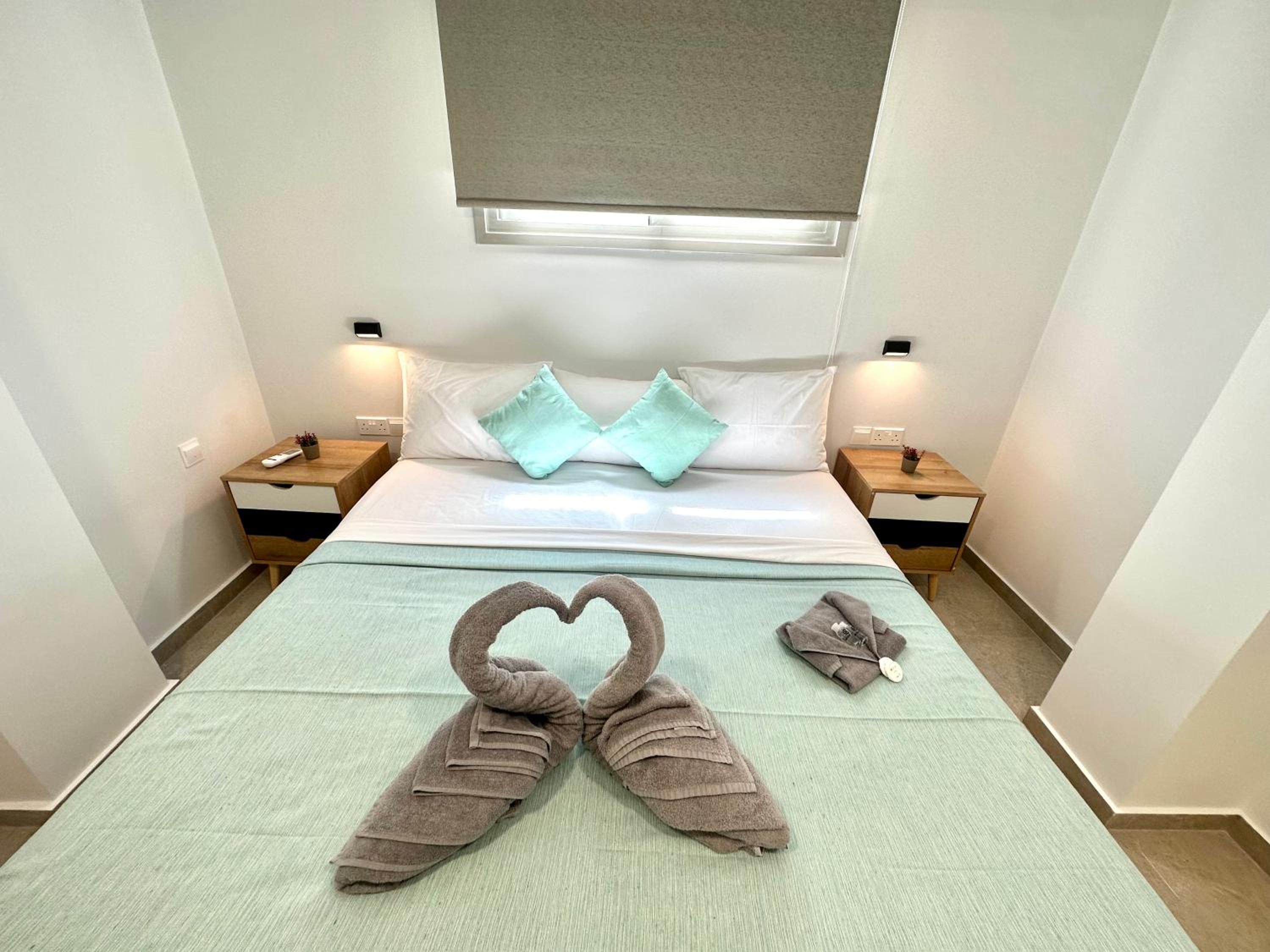 Serene Napa Suites - Heart of Ayia Napa