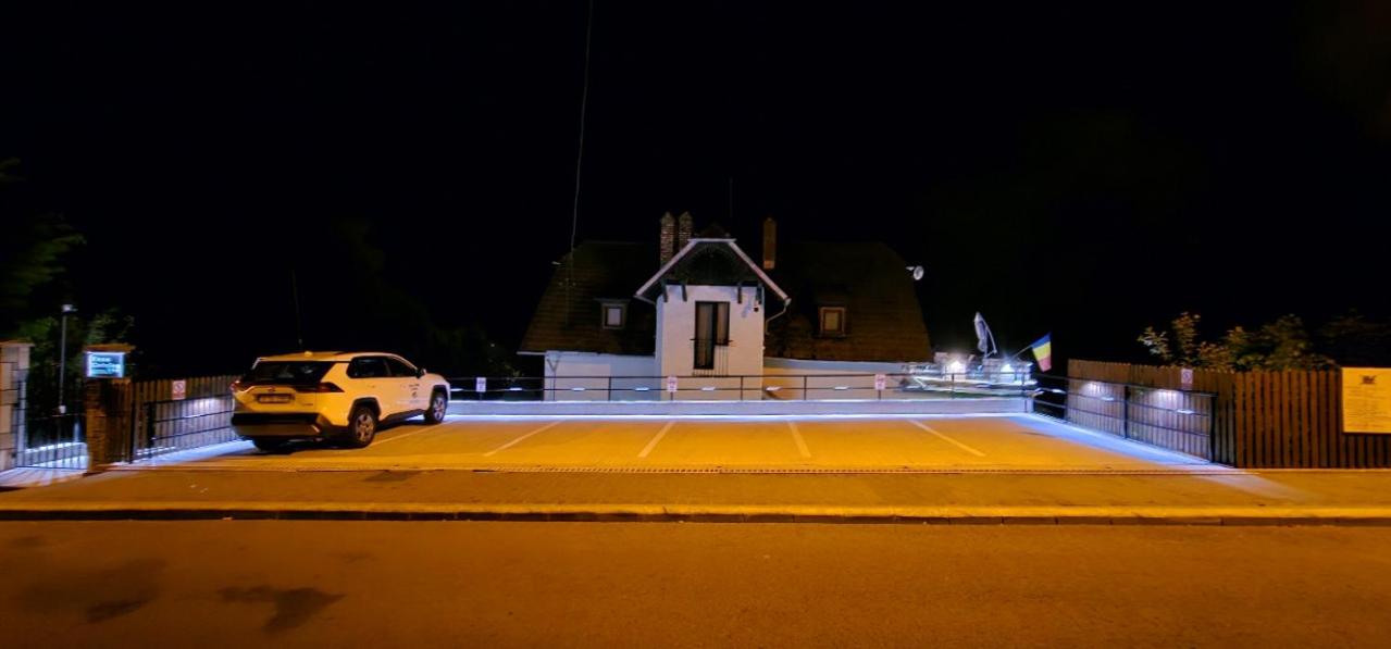 Photo 49