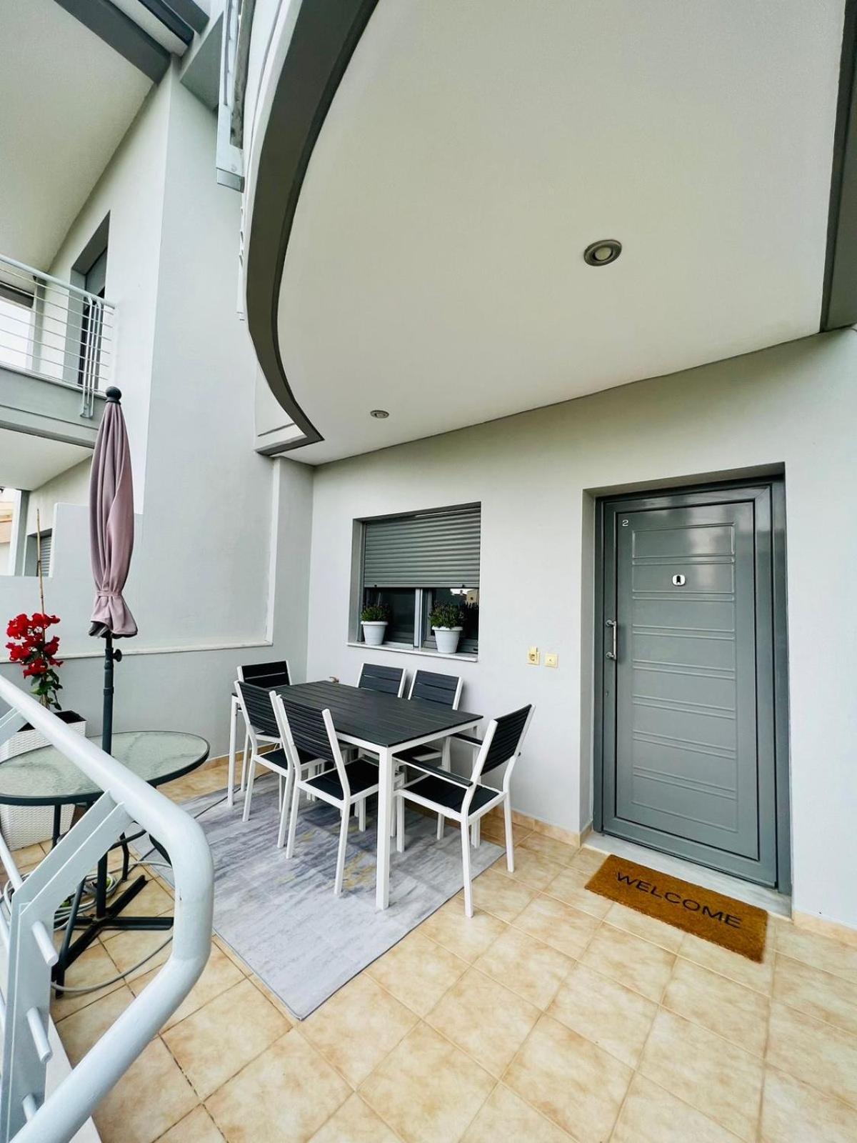 Villa Diamond D2 view 2