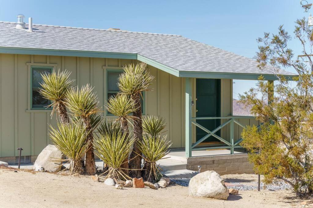 Skelton Compound