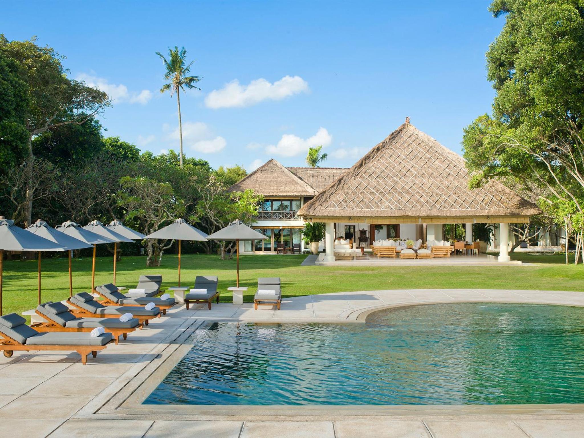 Villa Atas Ombak - Image 1