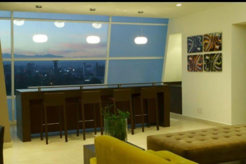 Excellent apartment to work wifi pool gym photo 3