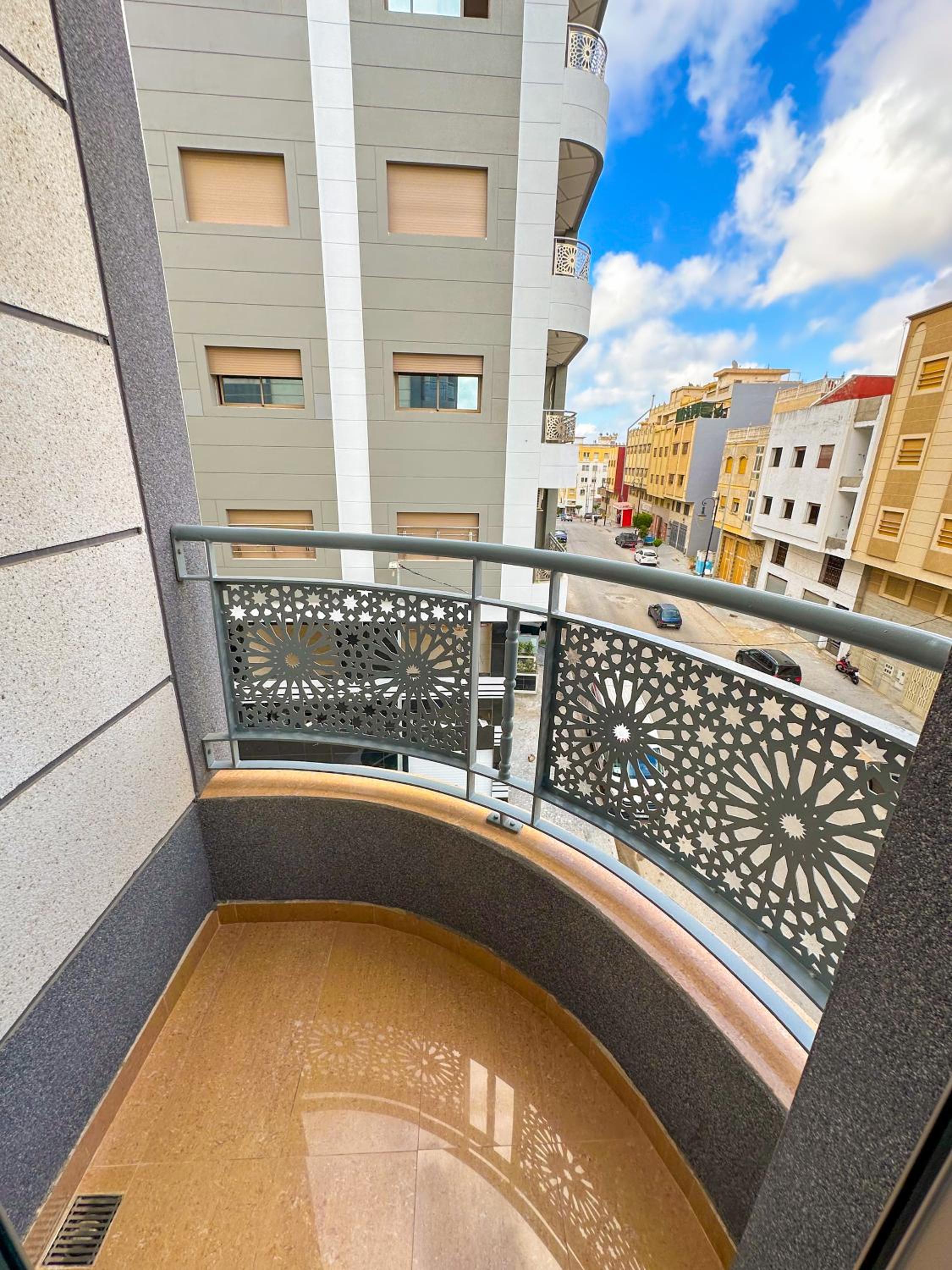 Hotel Elite Holiday Home - Luxury & Centric Flat - Image 1