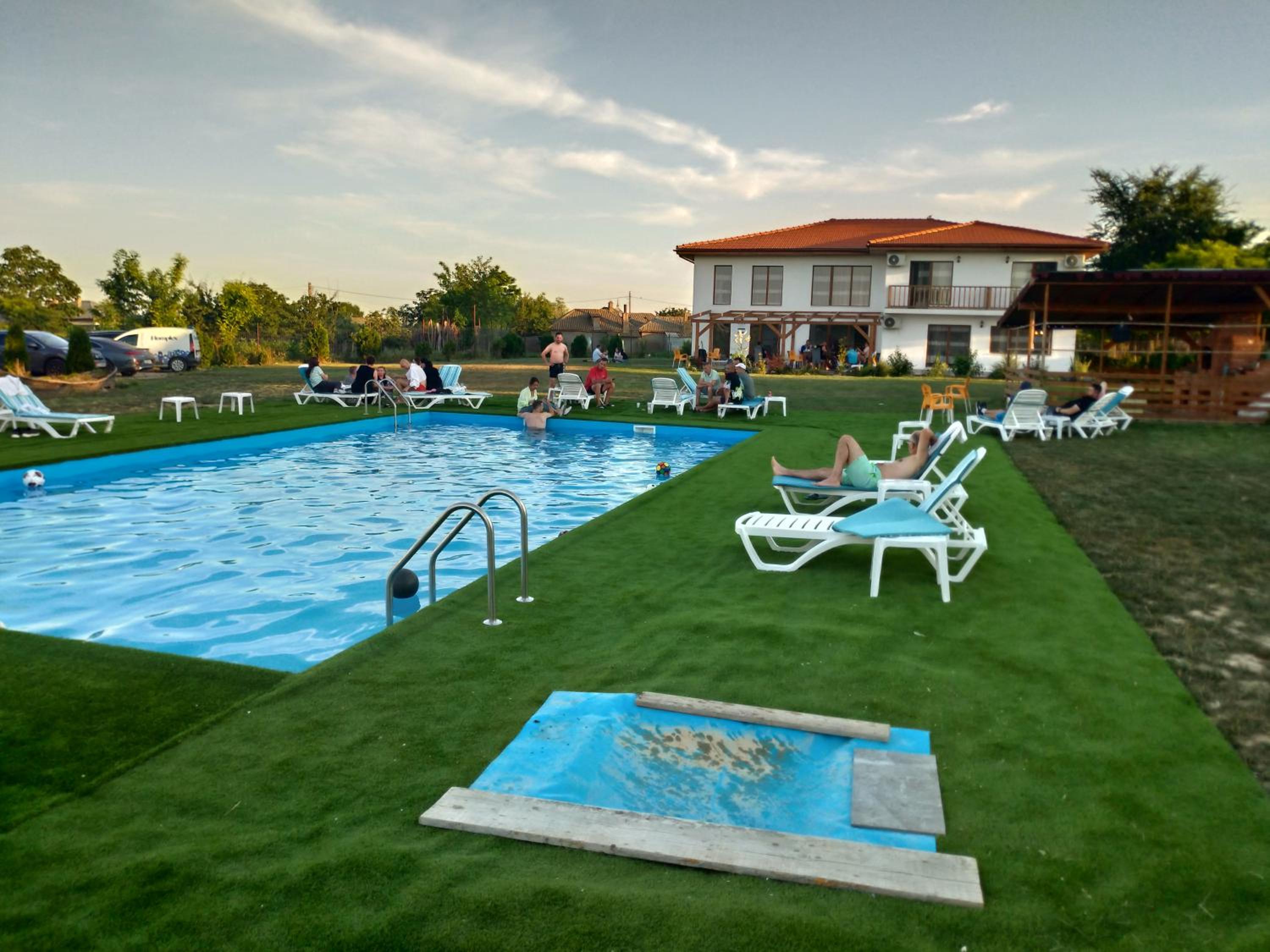 Paradiso Resort