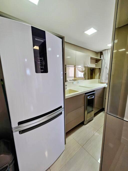 Apartamento mobiliado no Juvevê - com vaga