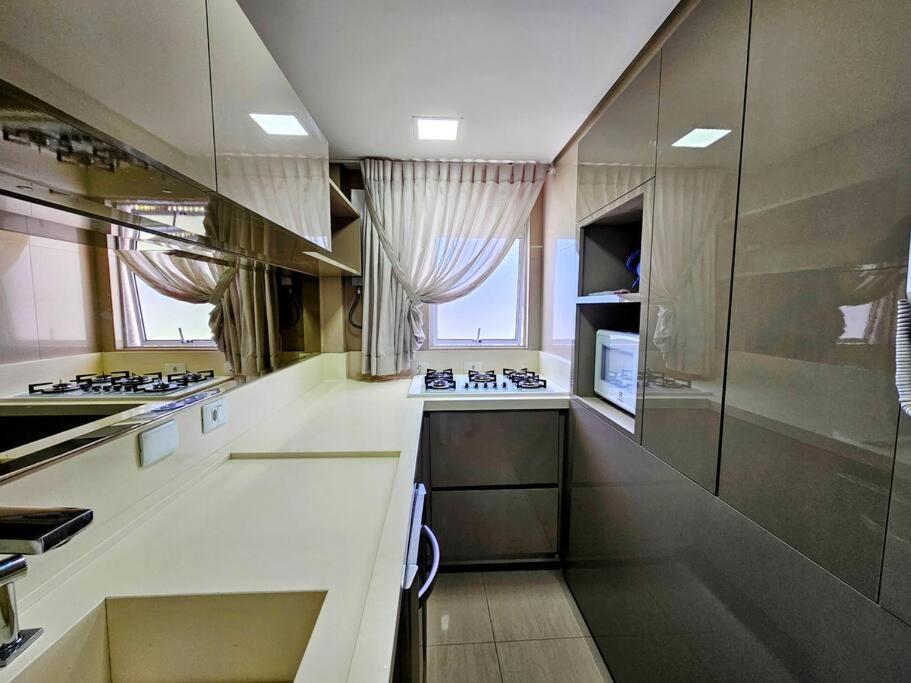 Apartamento mobiliado no Juvevê - com vaga