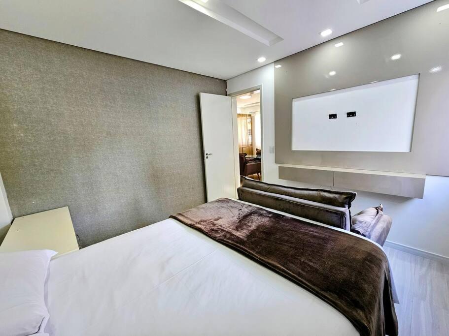 Apartamento mobiliado no Juvevê - com vaga