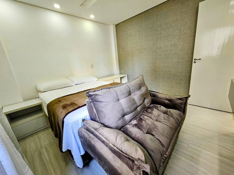 Apartamento mobiliado no Juvevê - com vaga