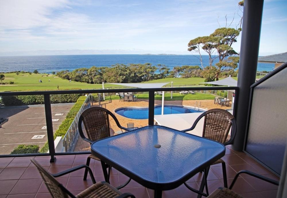 Amooran Oceanside Apartments and Motel
