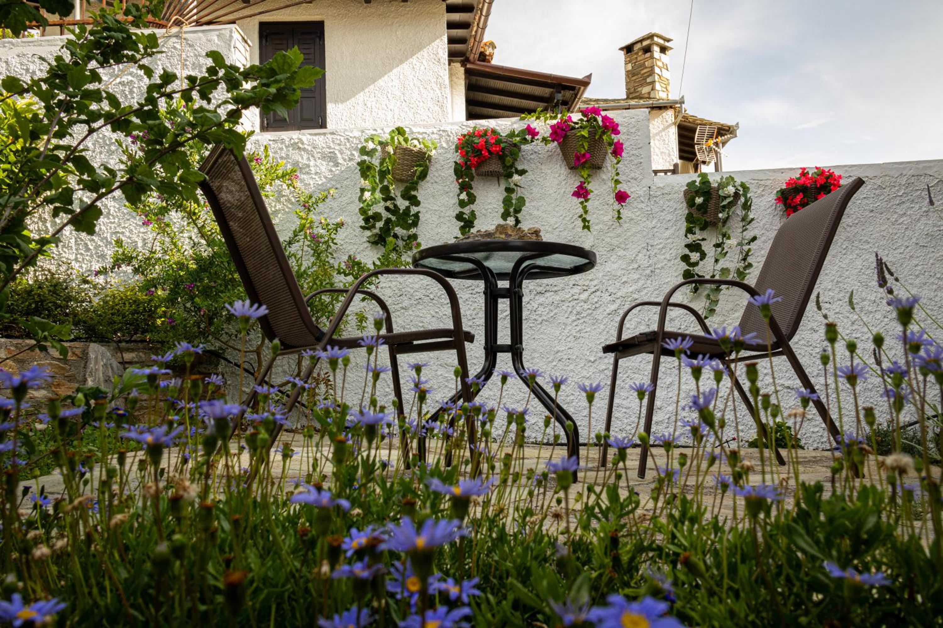 MESONISI maisonette