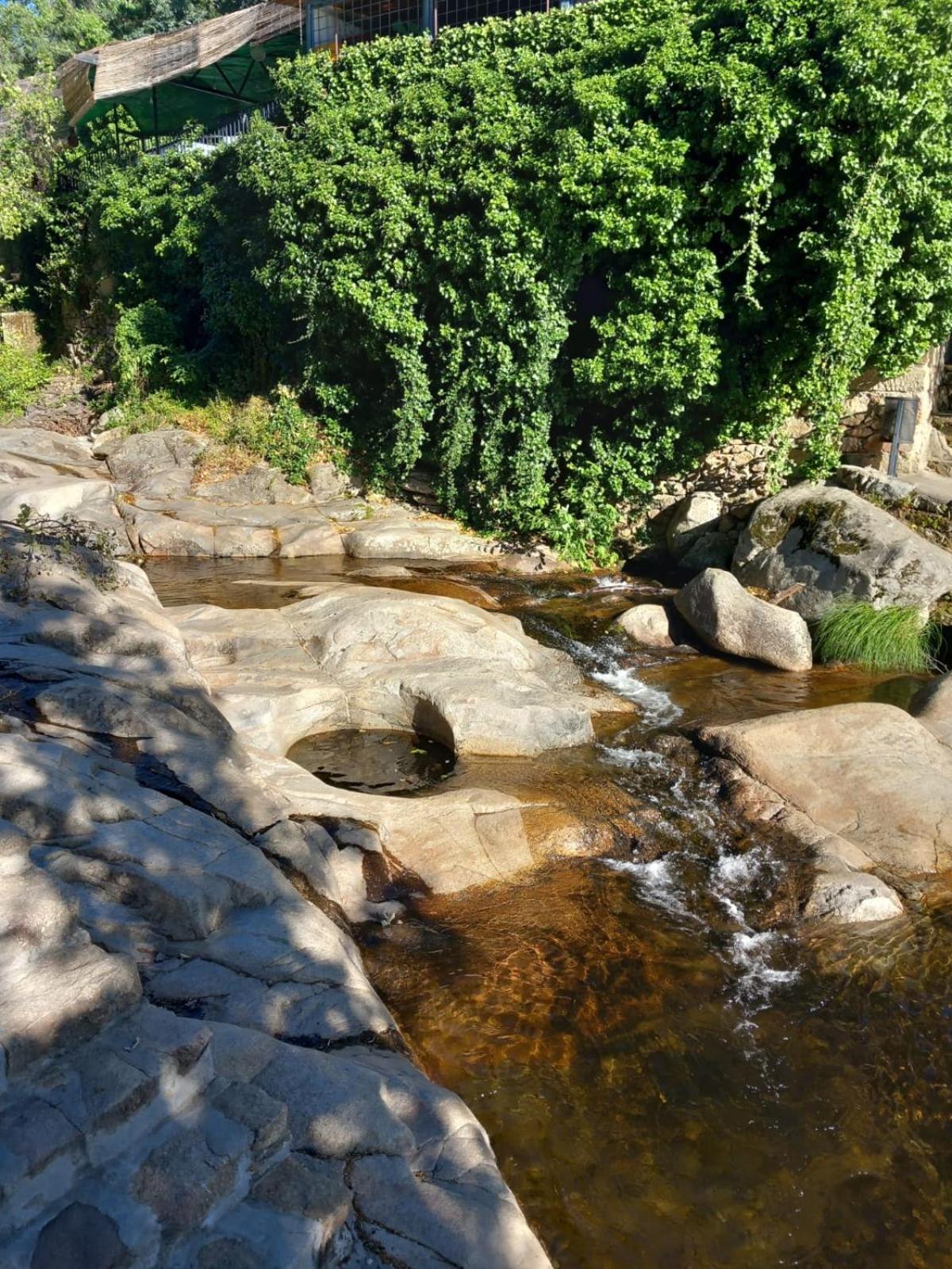 Aires Del Ambroz