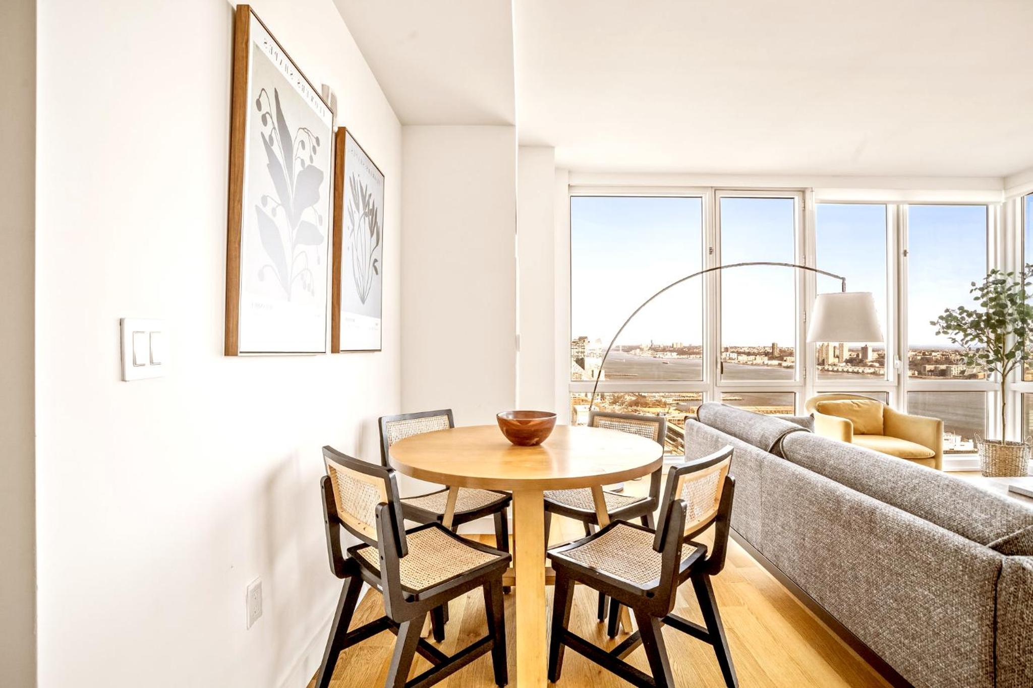 Apartment in the clouds 2Bd 2bath