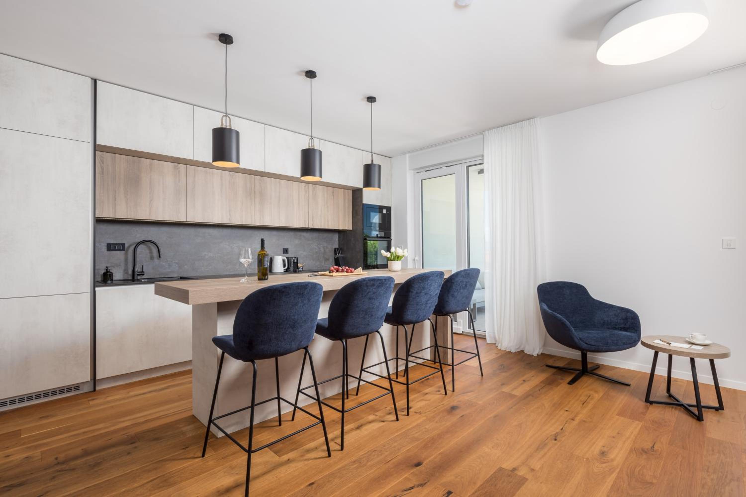 Luxury apartment La Mer with private pool and garden