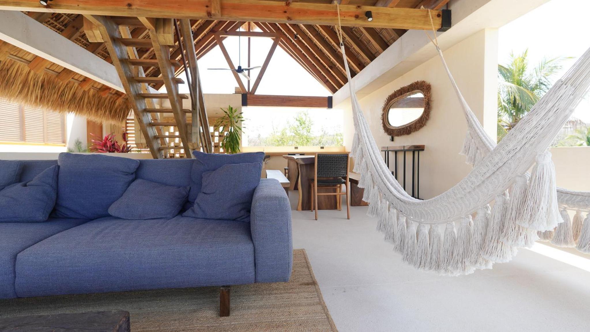 Casa Borka LUXURY FULLY FURNISHED BEACH CONDOS WITH POOL
