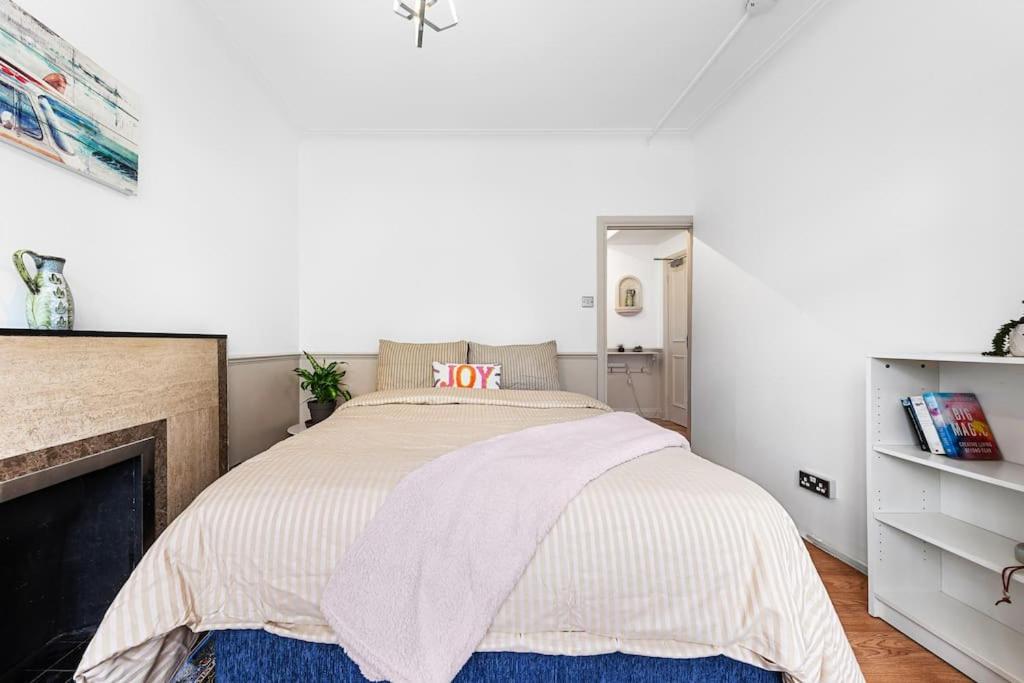 Brand New 3 Bedroom flat in Central London