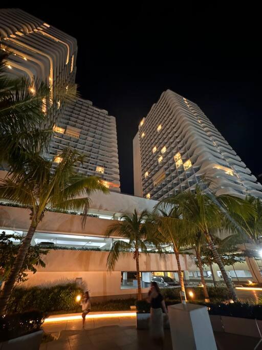Analiza Penthouse Azure North