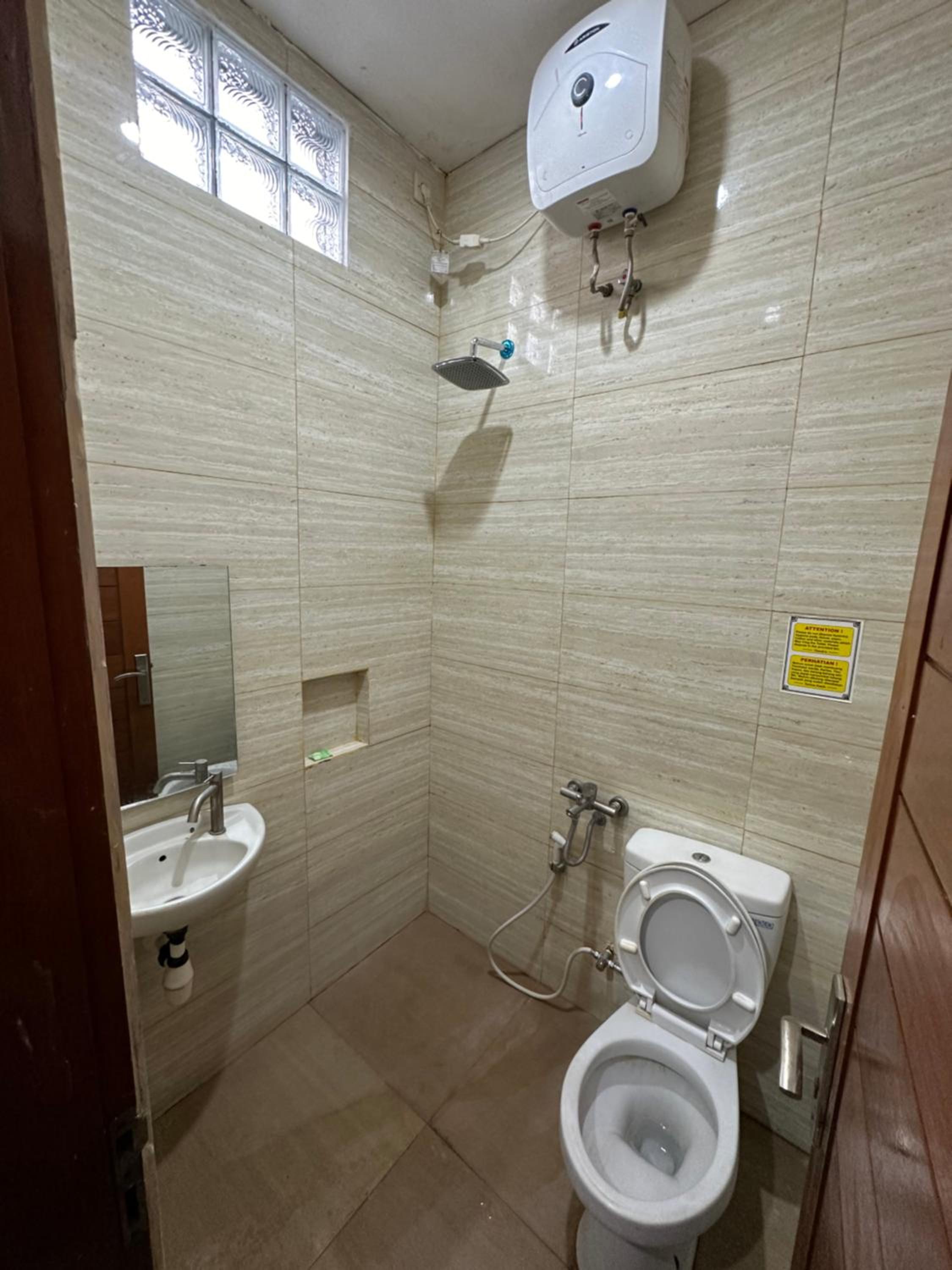 Kubu Alvian Guest House