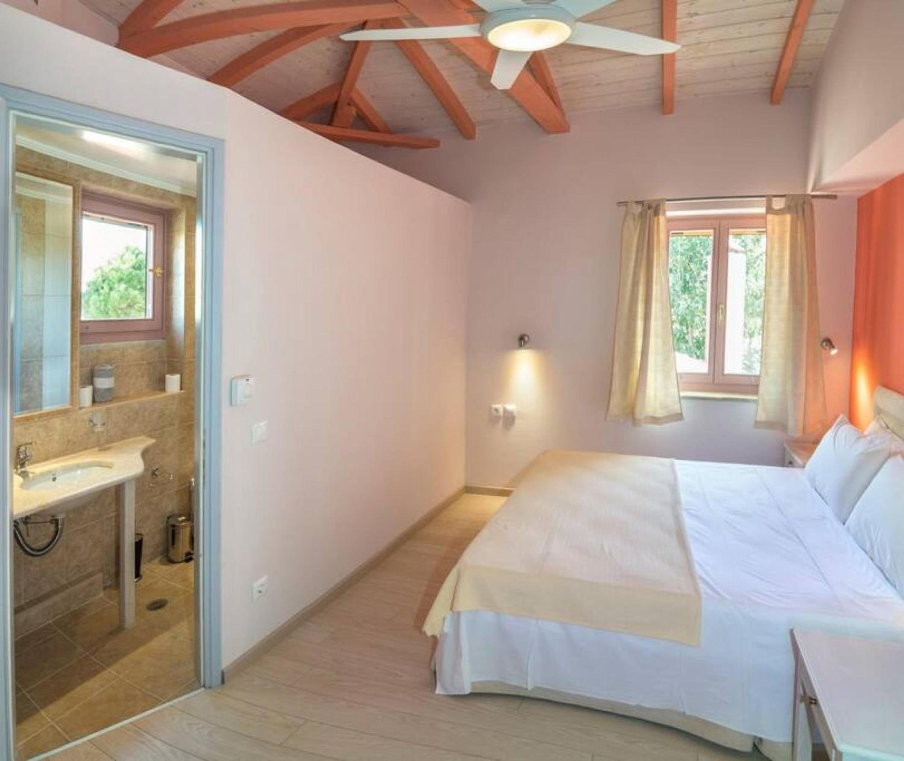Villa Lakonia in Stoupa view 2