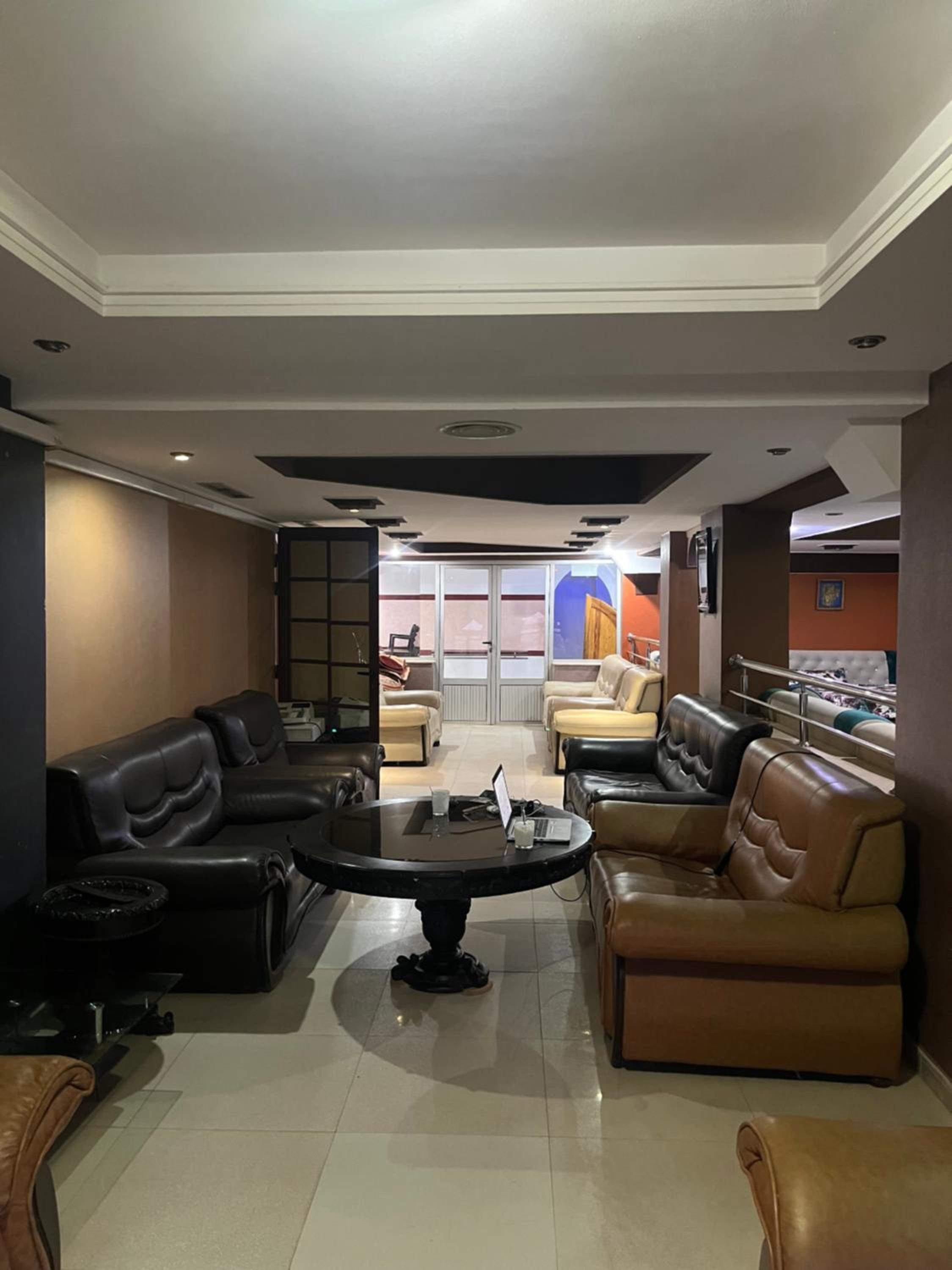 lounge