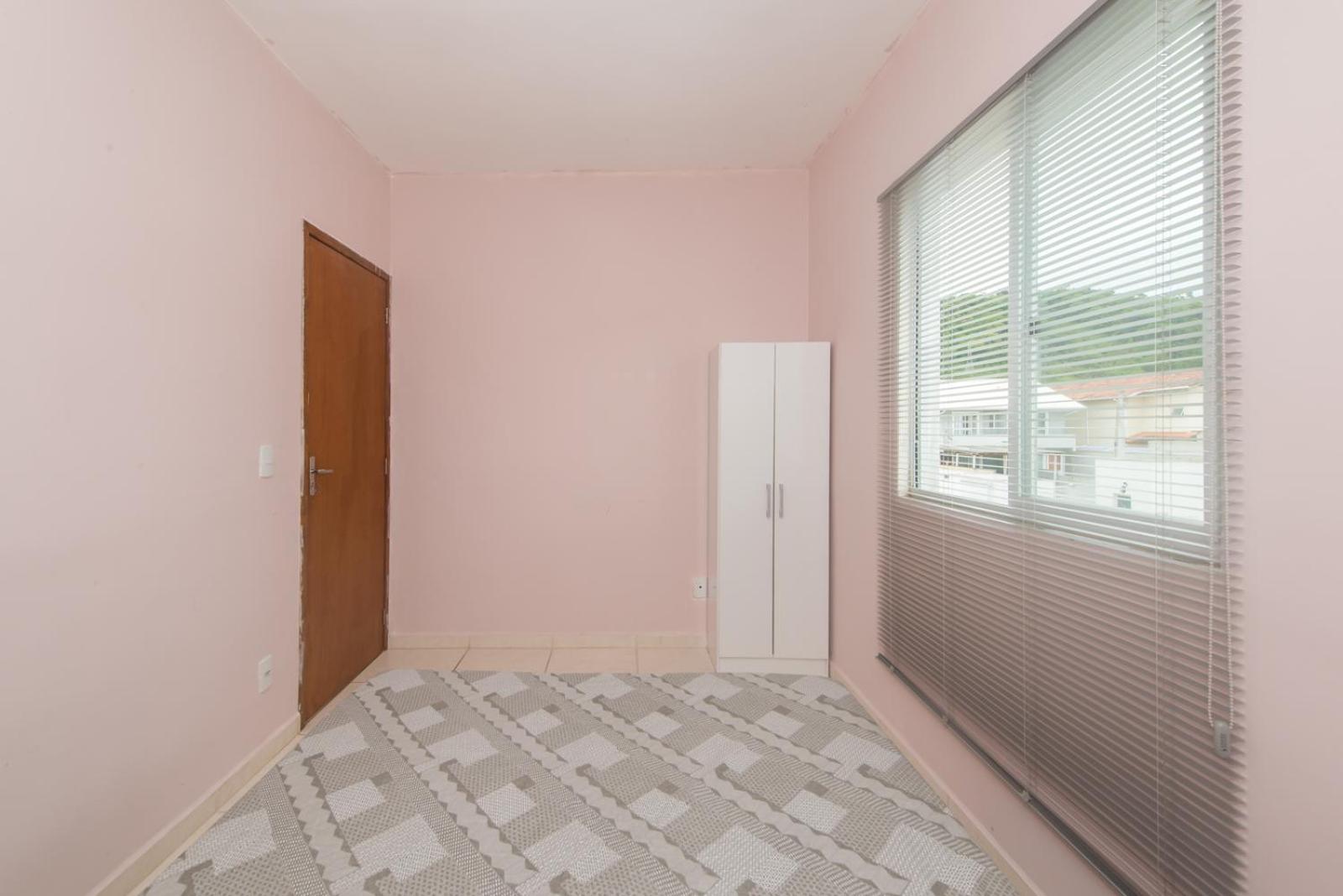 São Sebastião Acomodações by Rental