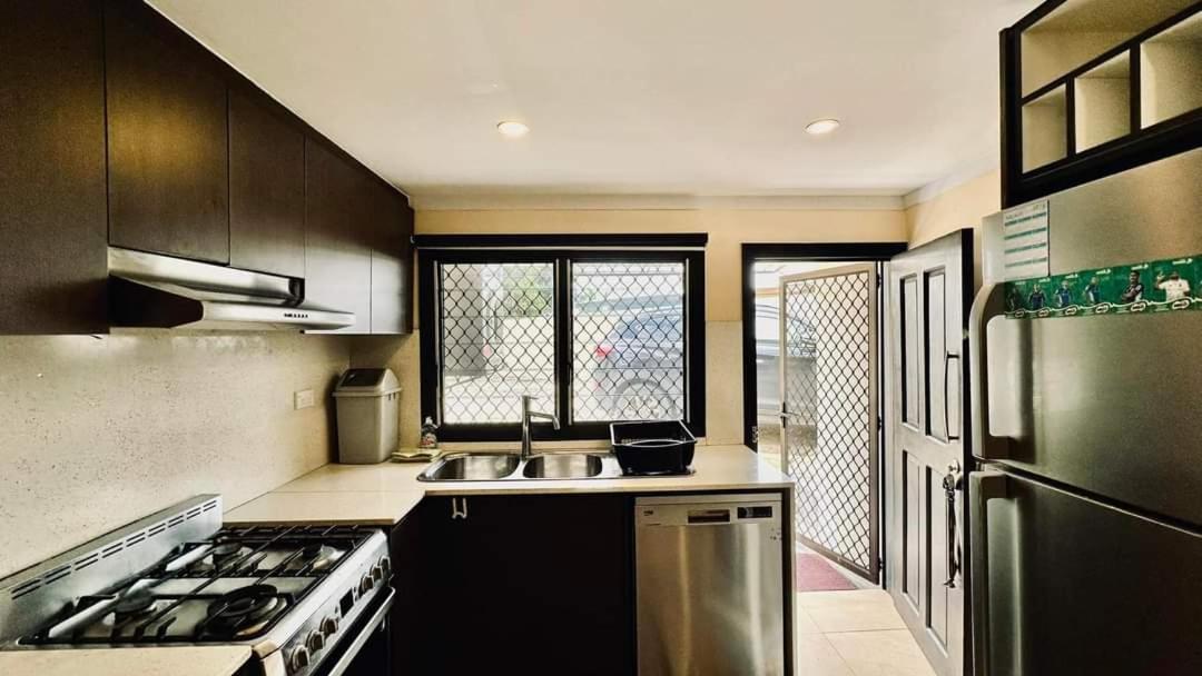 Parling Apartments 02 - view 9