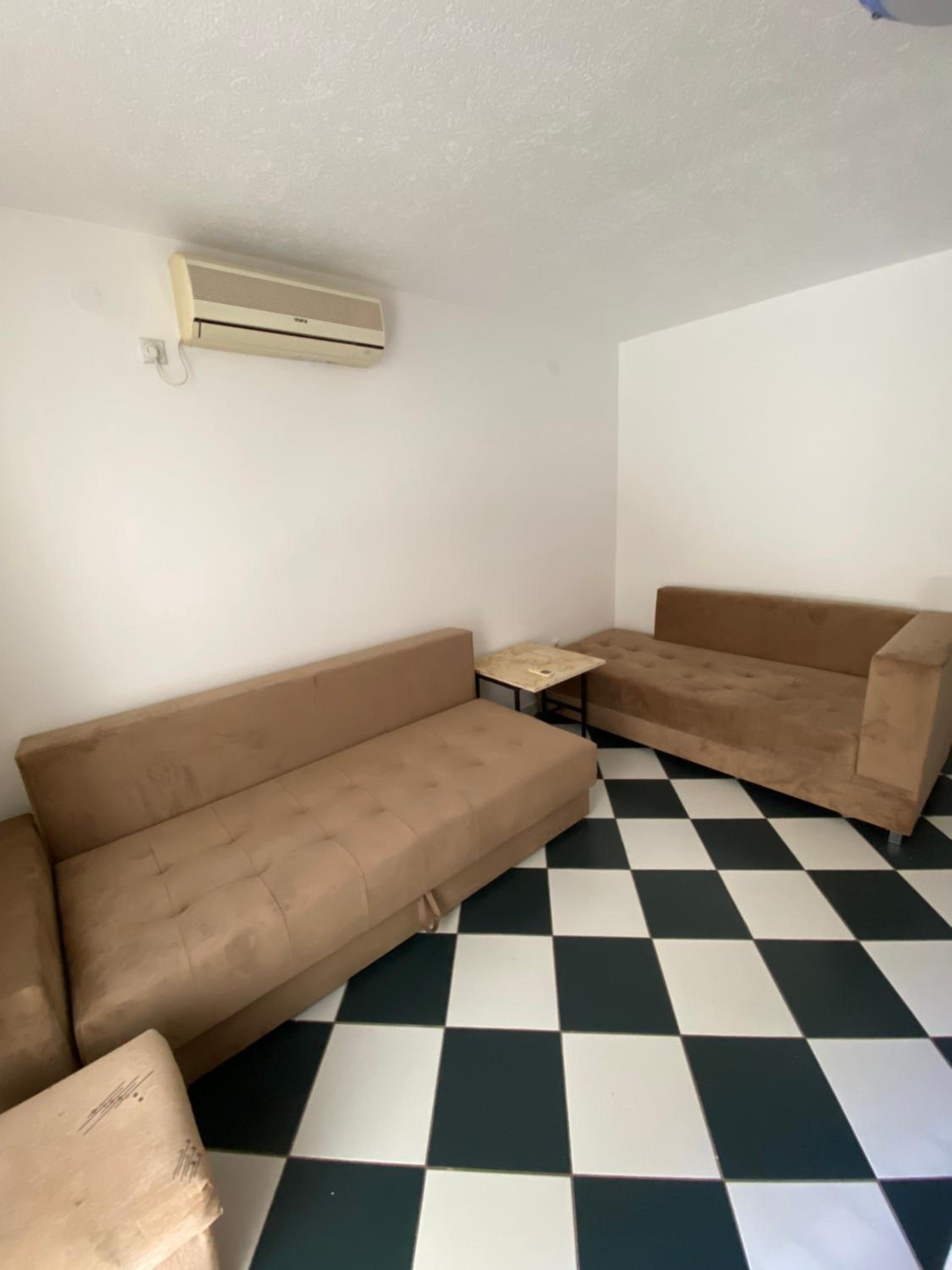Apartmani Adelina