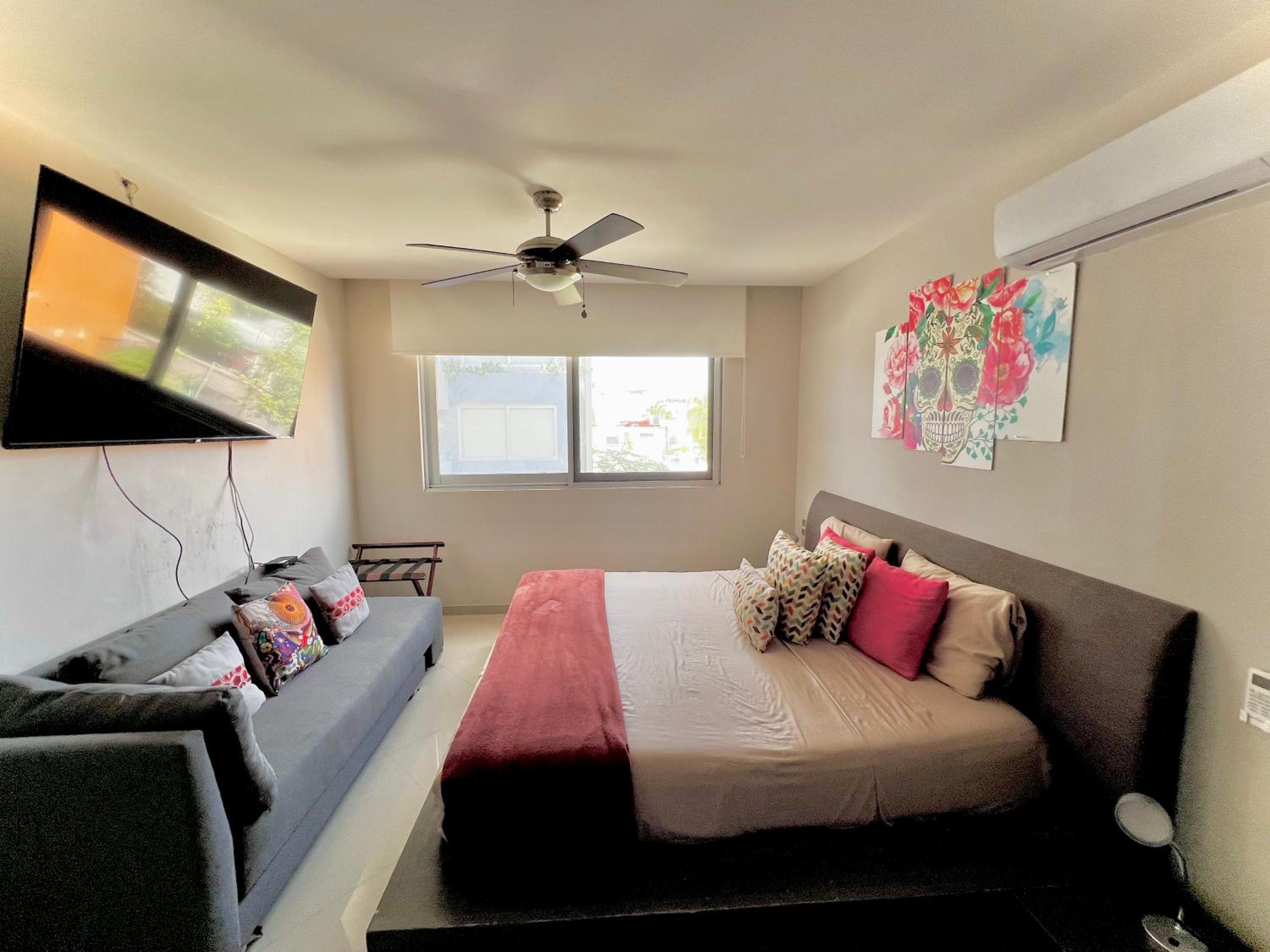 Playa Centro Rooftop Apartments & Studios